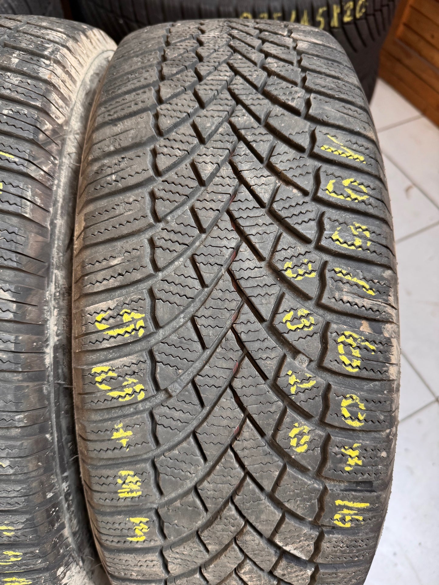 195/60R16 Bridgestone téli gumi eladó