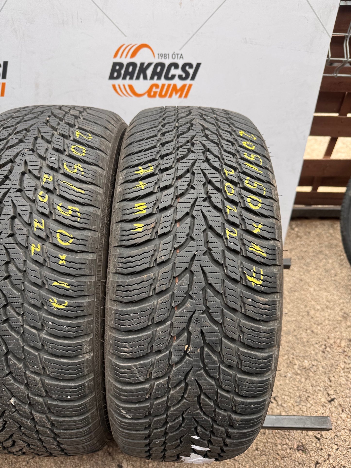 205/50R12 Nokian téli gumi