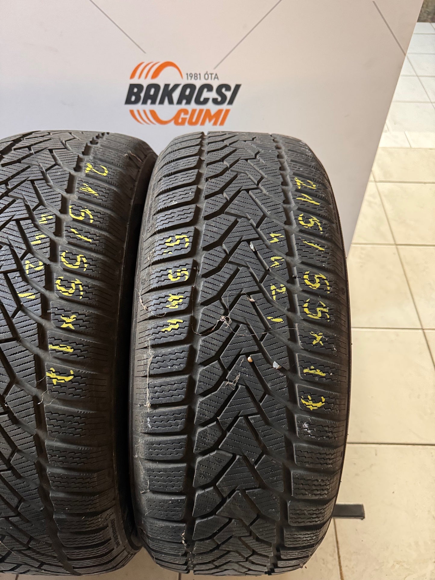 215/55R17 Uniroyal téli gumi