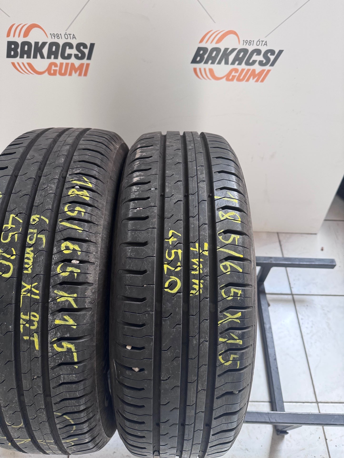 185/65R15 Continental nyári gumi eladó