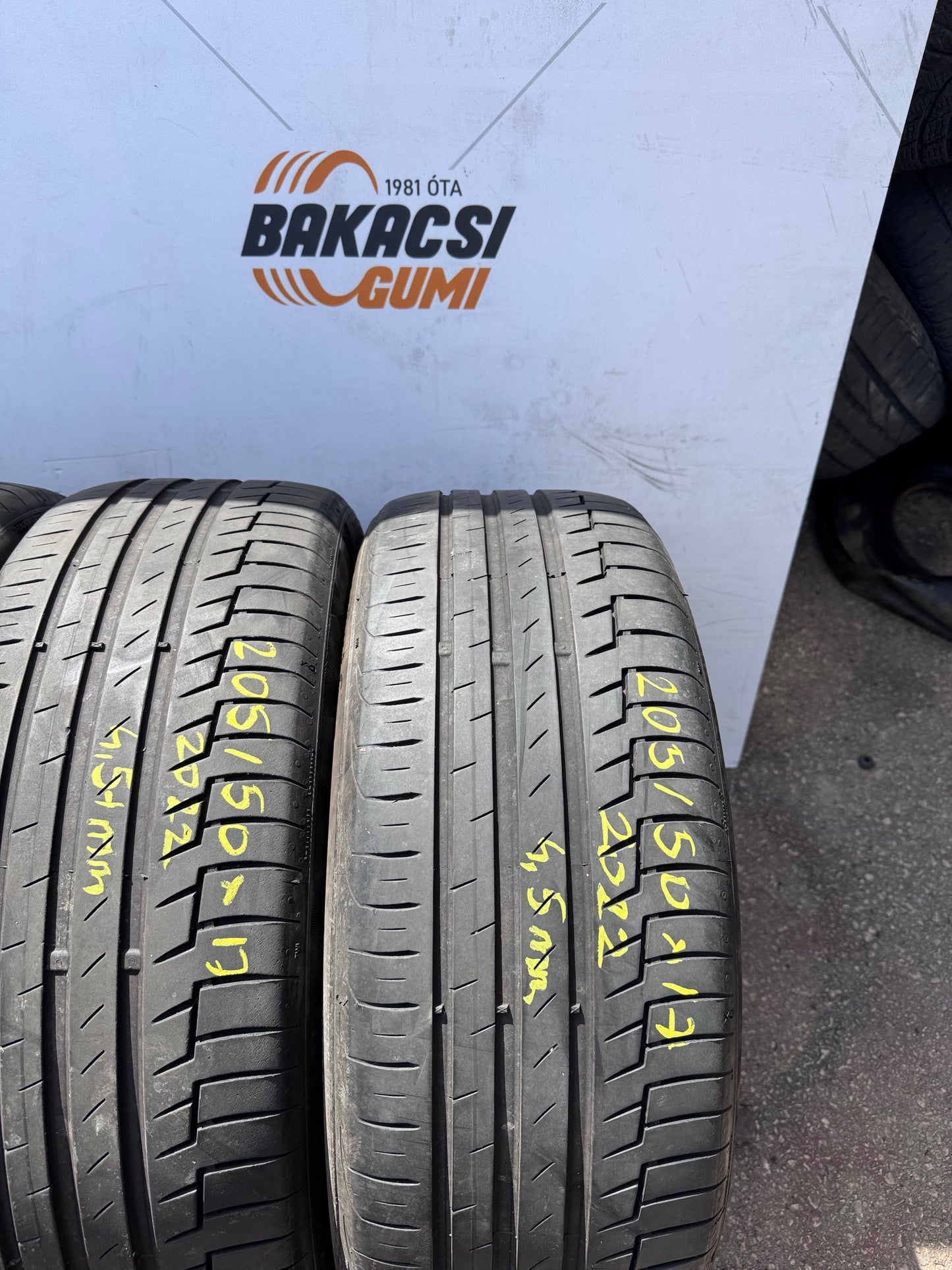 205/50R17 Continental nyári gumi eladó