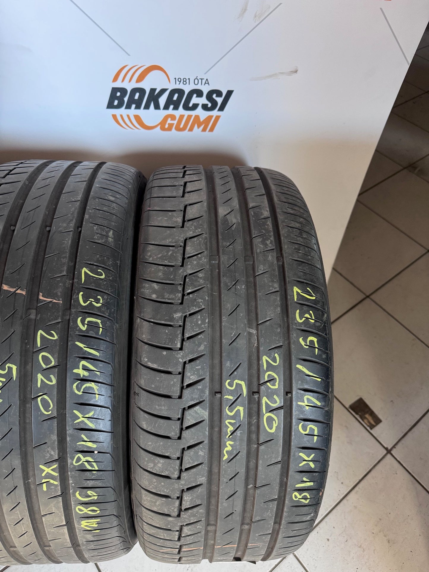 235/45R18 Continental nyári gumi eladó