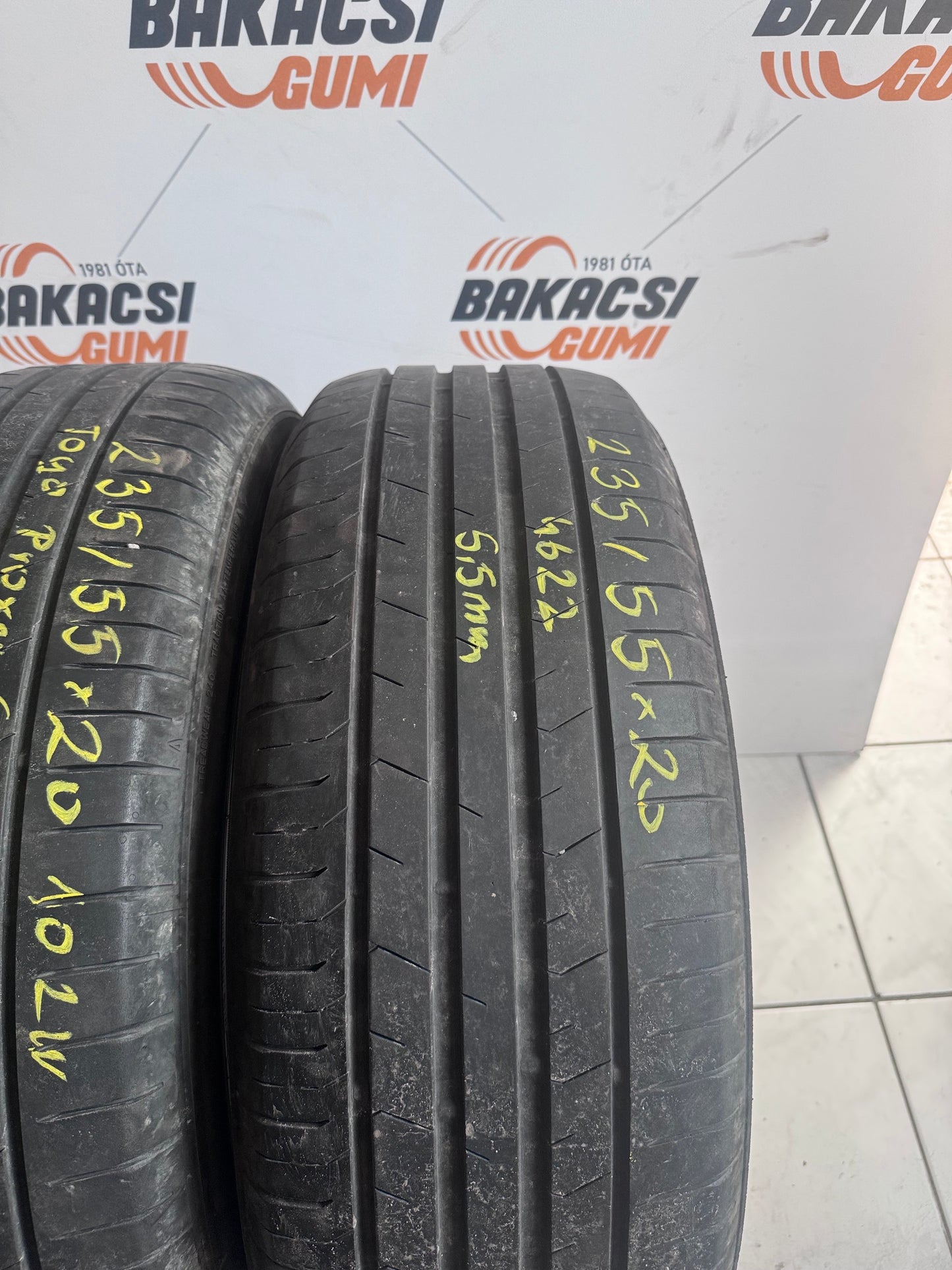 235/55R20 Toyo nyári gumi eladó