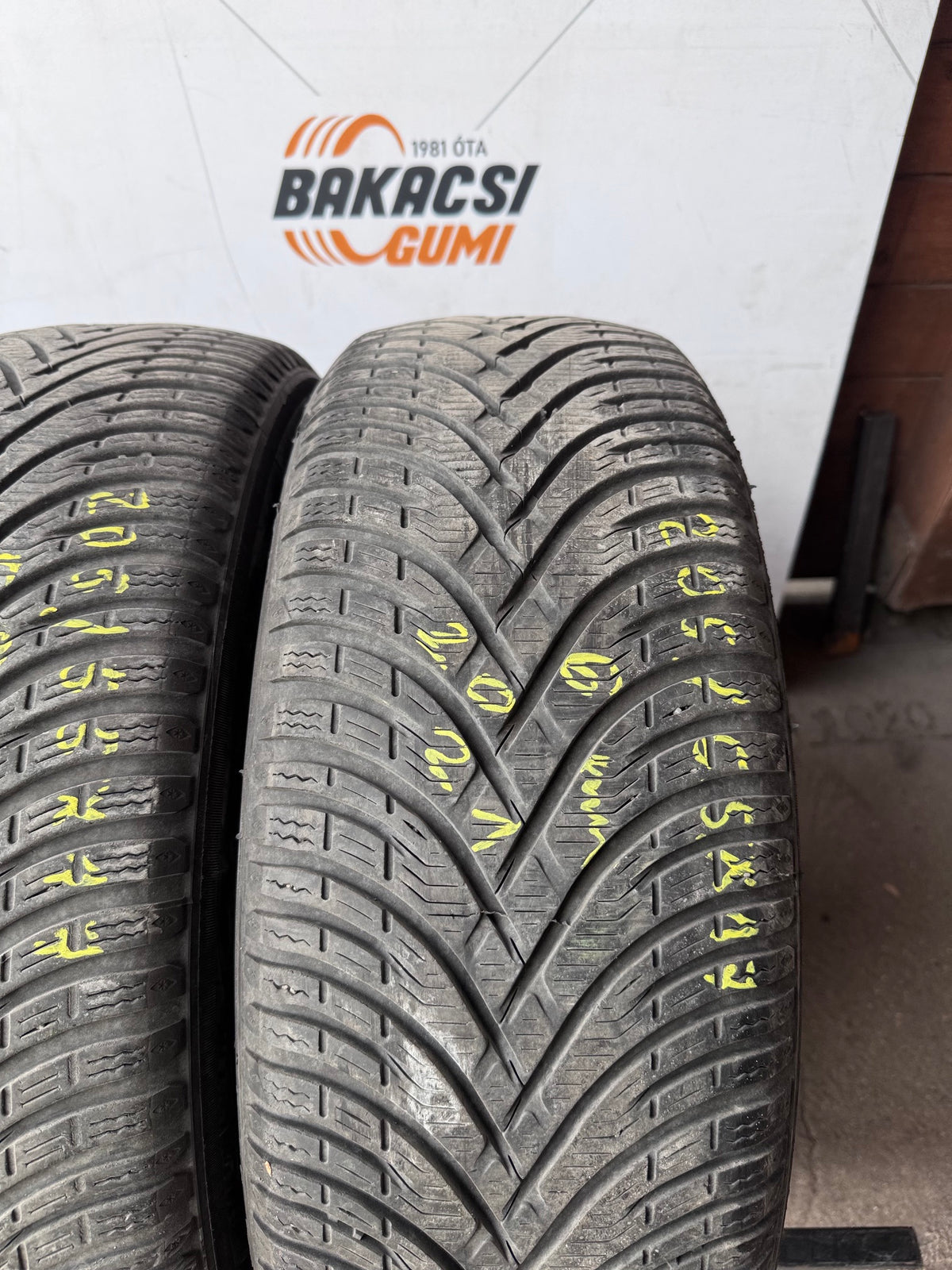 205/55R17 BFGoodrich téli gumi eladó
