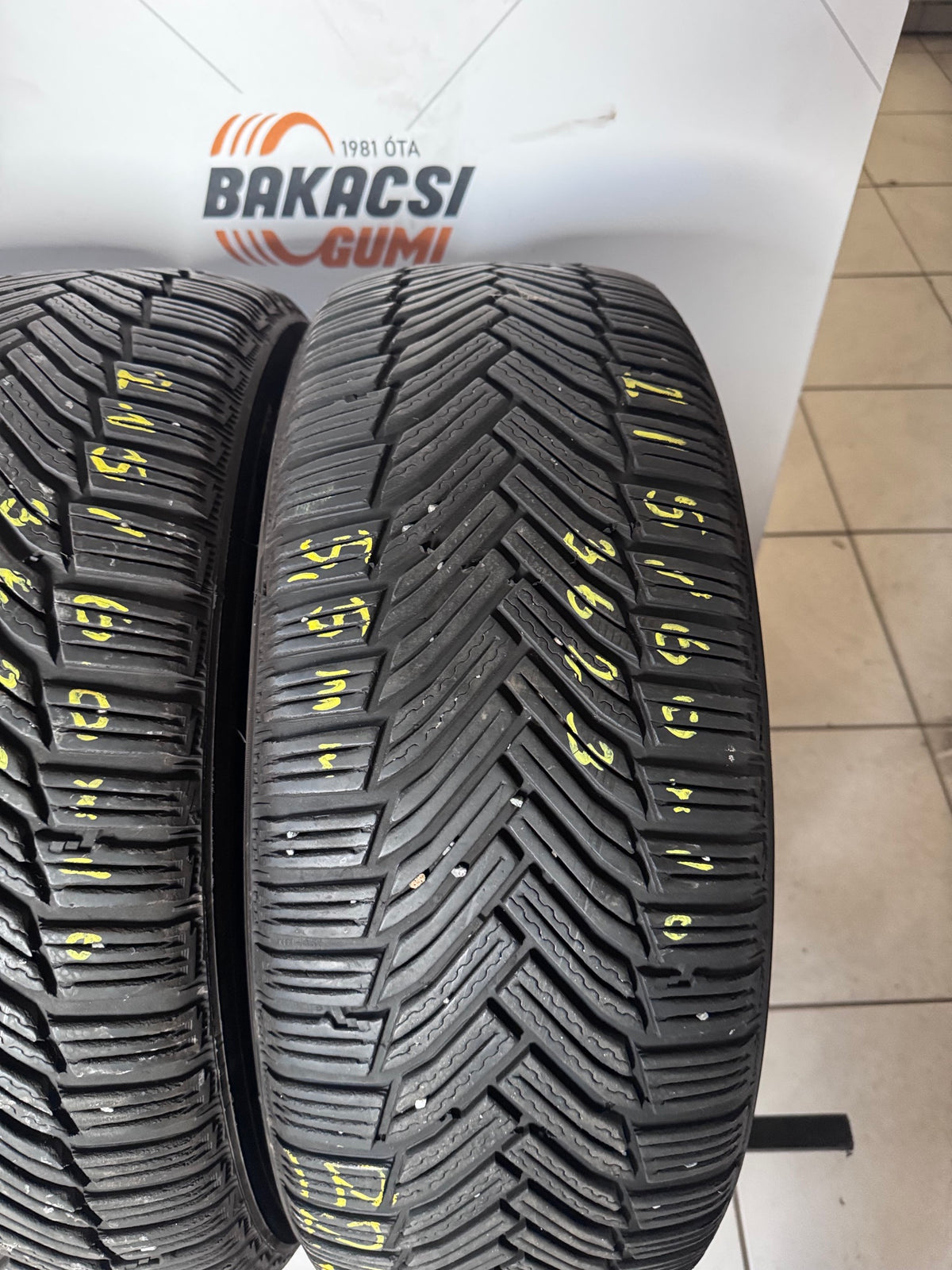 215/60R16 Michelin téli gumi eladó