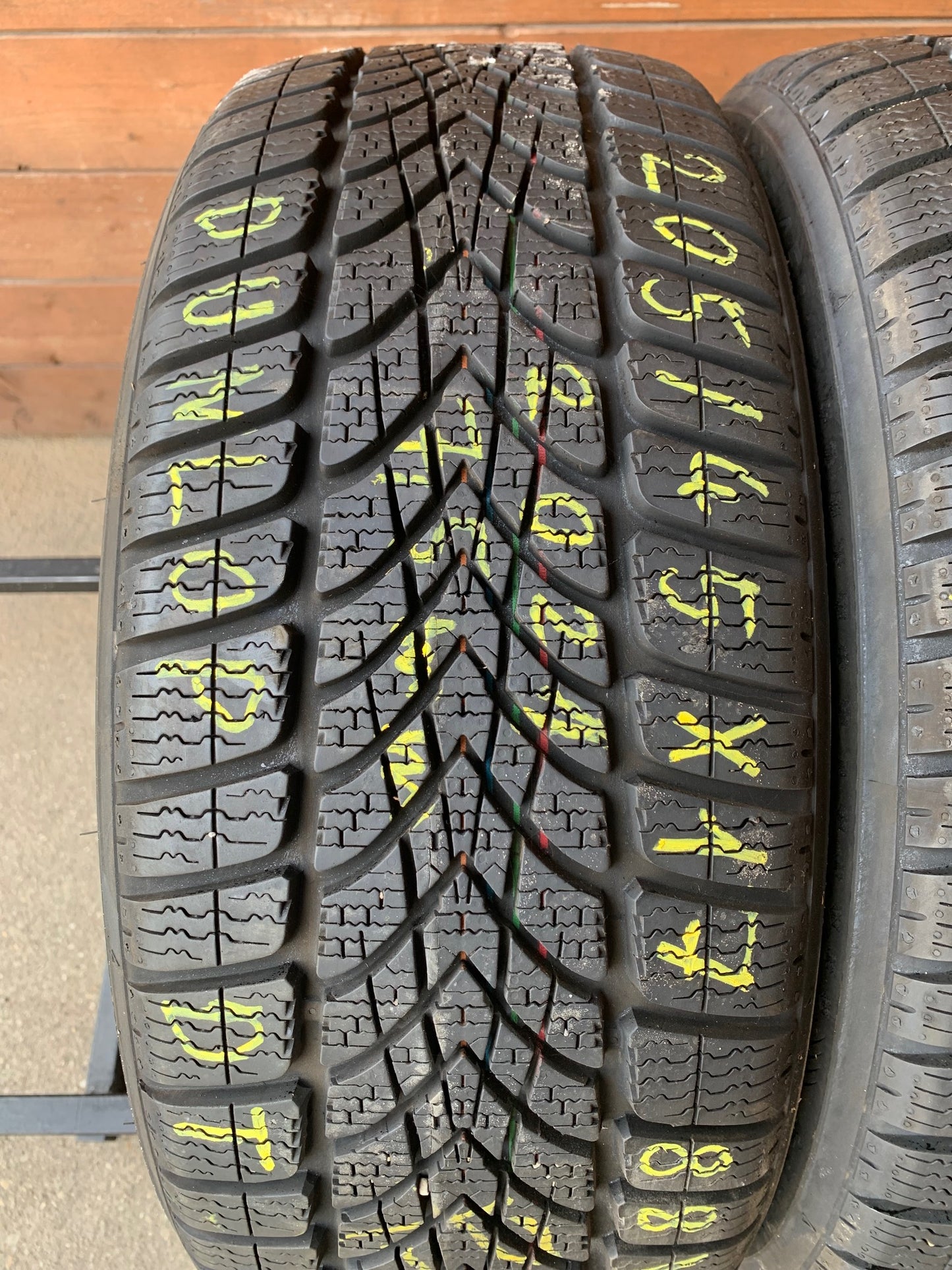 205/45R17 Dunlop téli gumi eladó