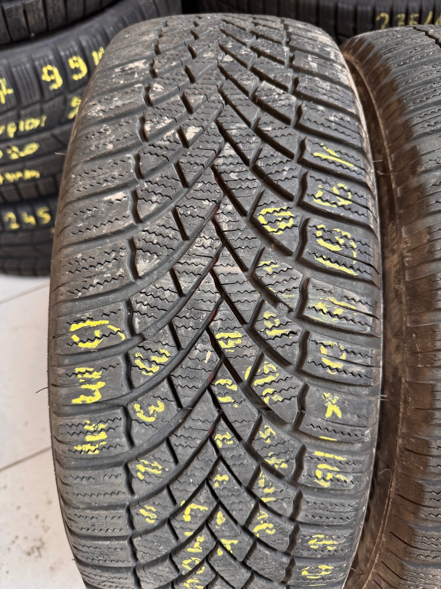 195/60R16 Bridgestone téli gumi eladó