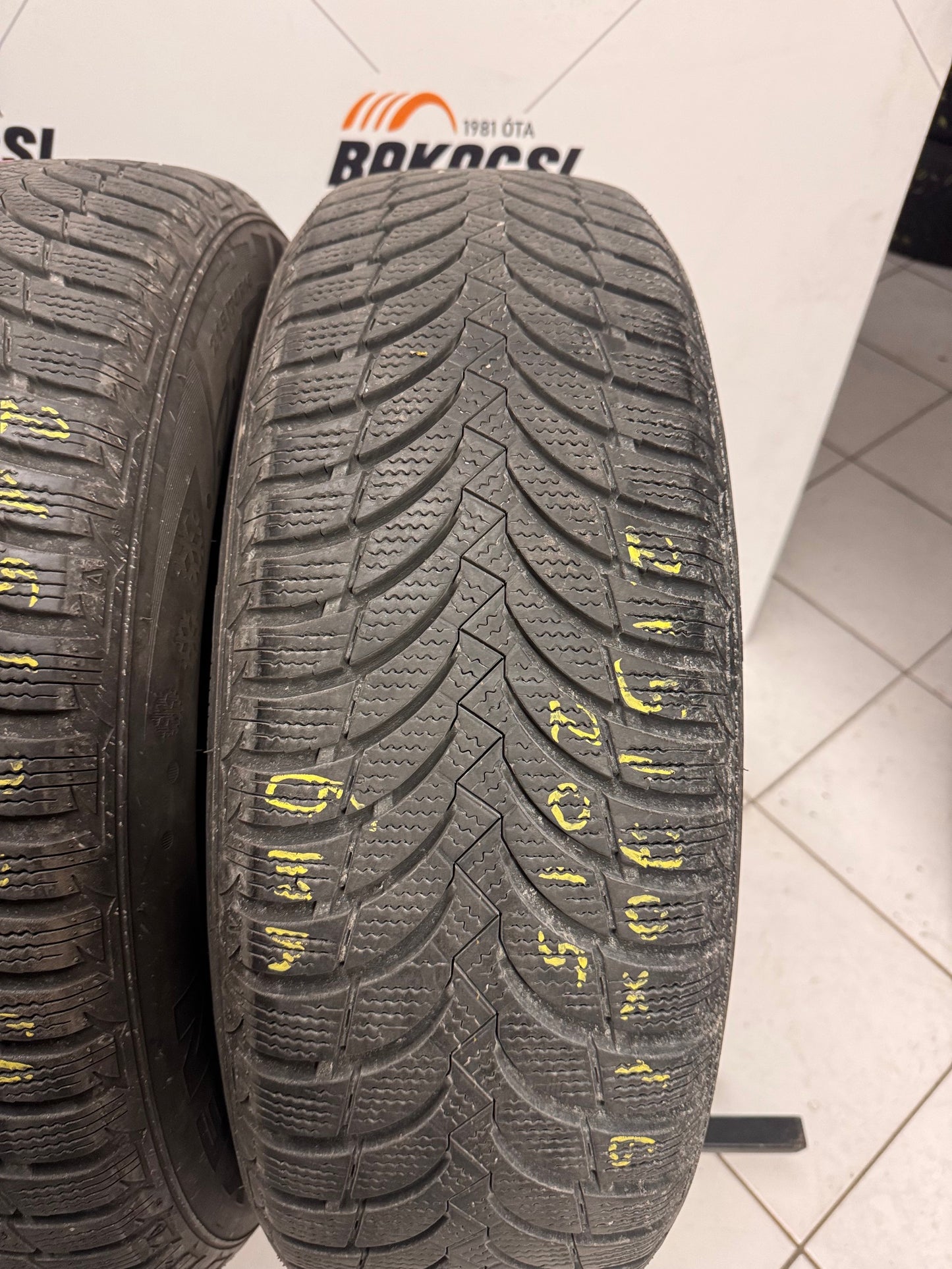 215/70R16 Nexen téli gumi eladó