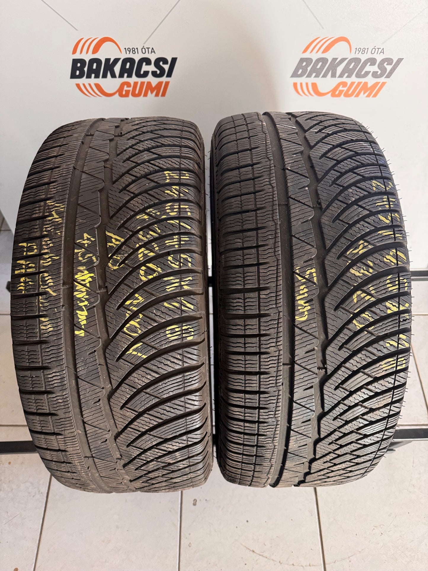 245/45R18 Michelin téli gumi eladó