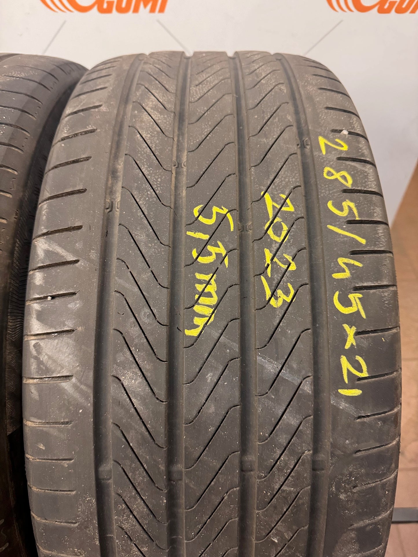 285/45R21 Continental nyári gumi eladó