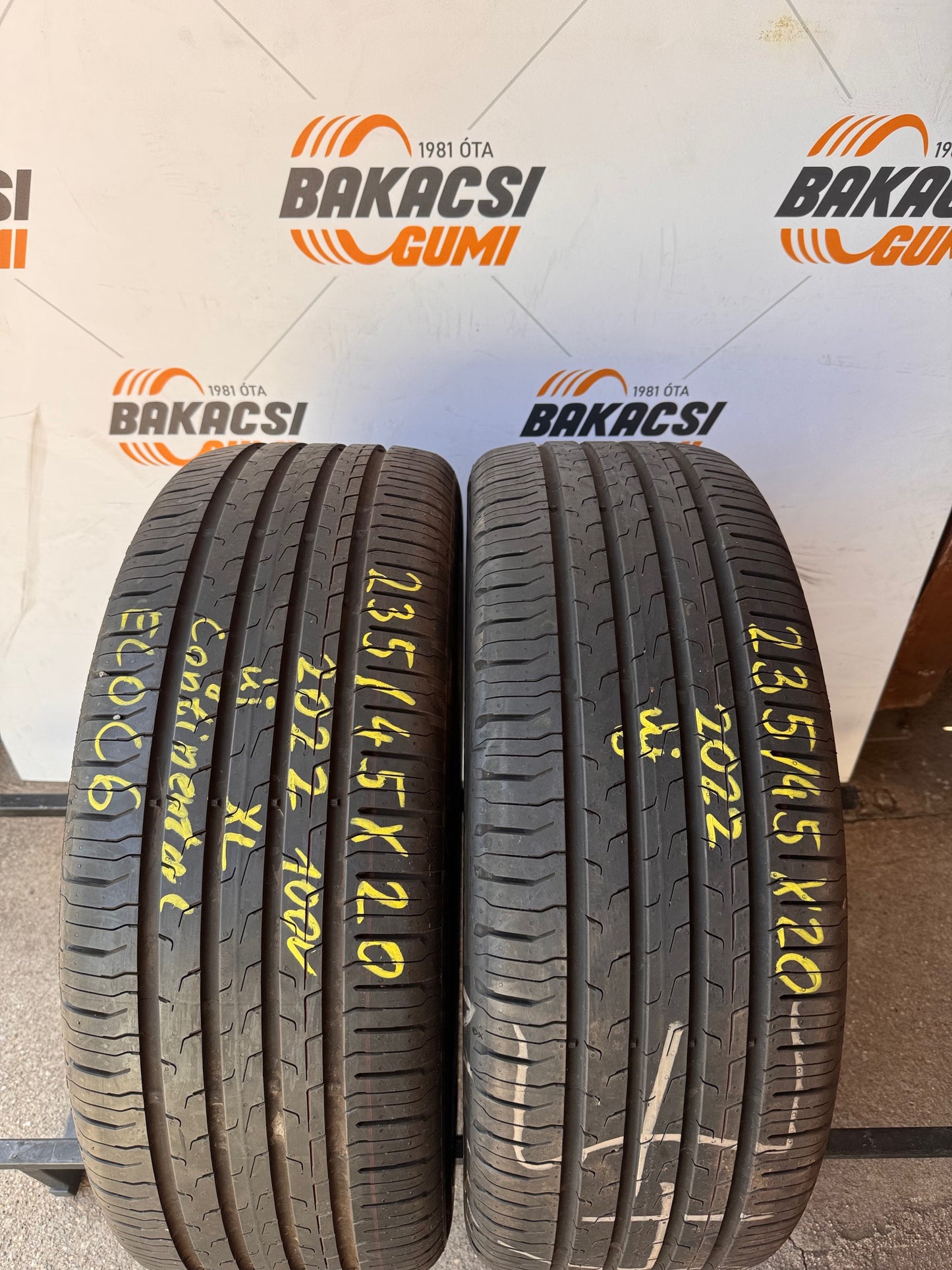 235/45R20 Continental nyári gumi