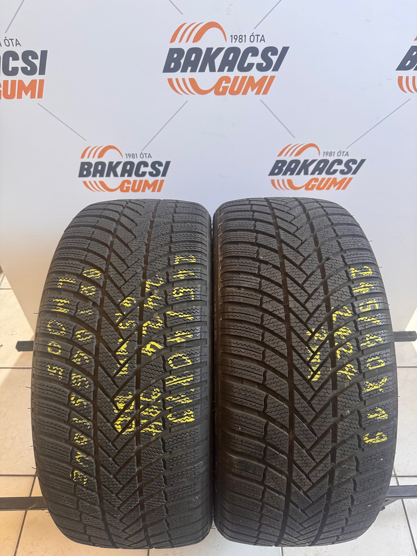 245/40R19 Bridgestone téli gumi eladó