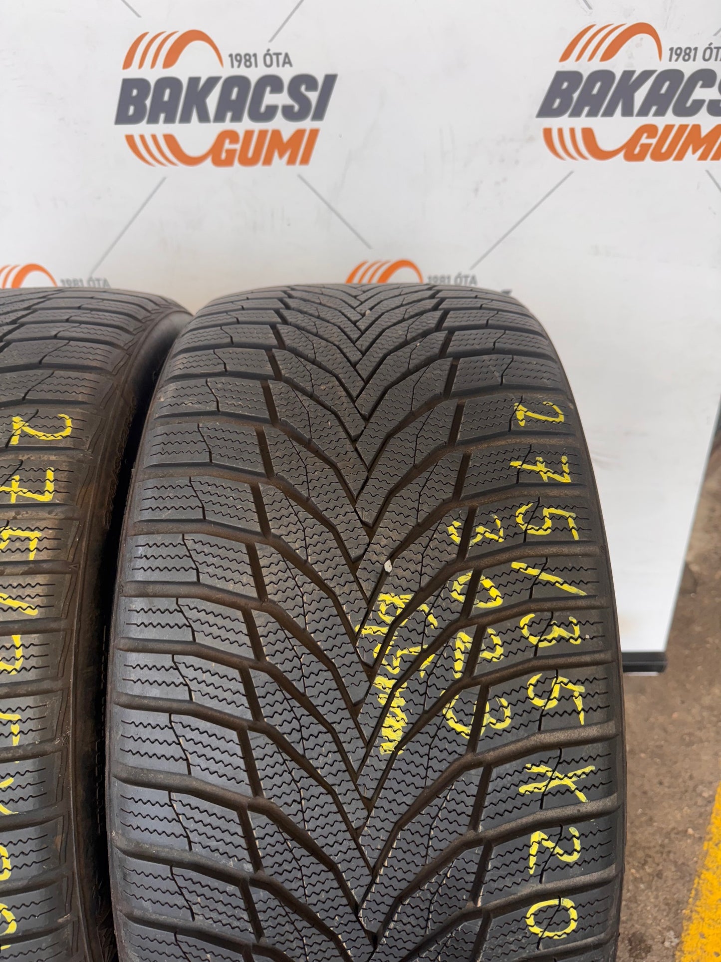 275/35R20 Nexen téli gumi