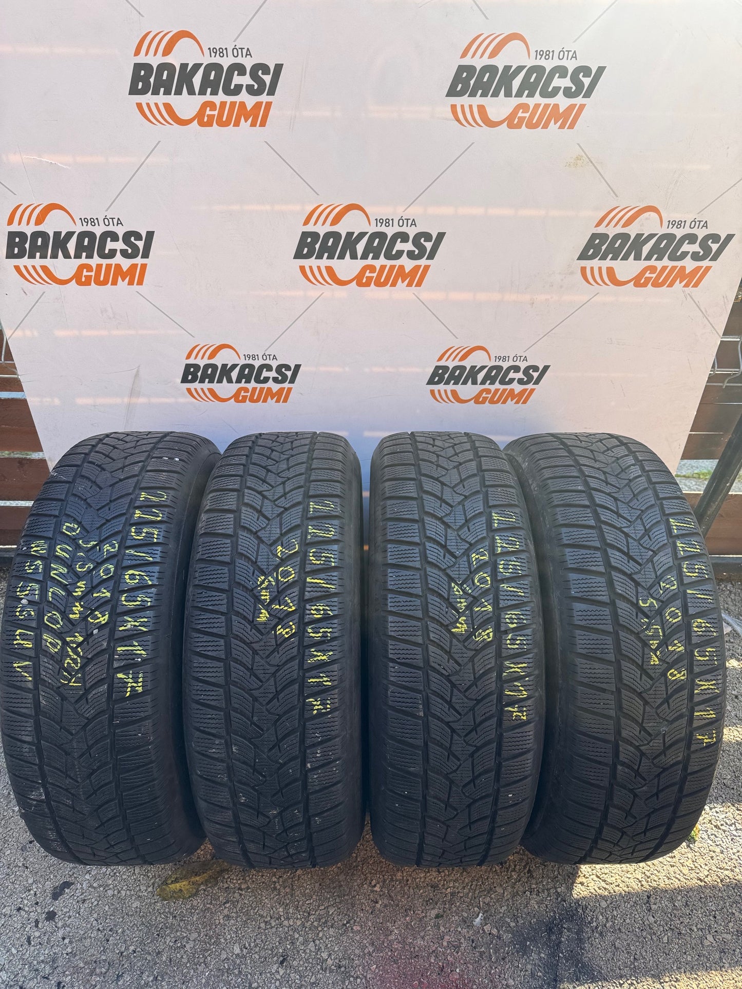225/65R17 Dunlop téli gumi