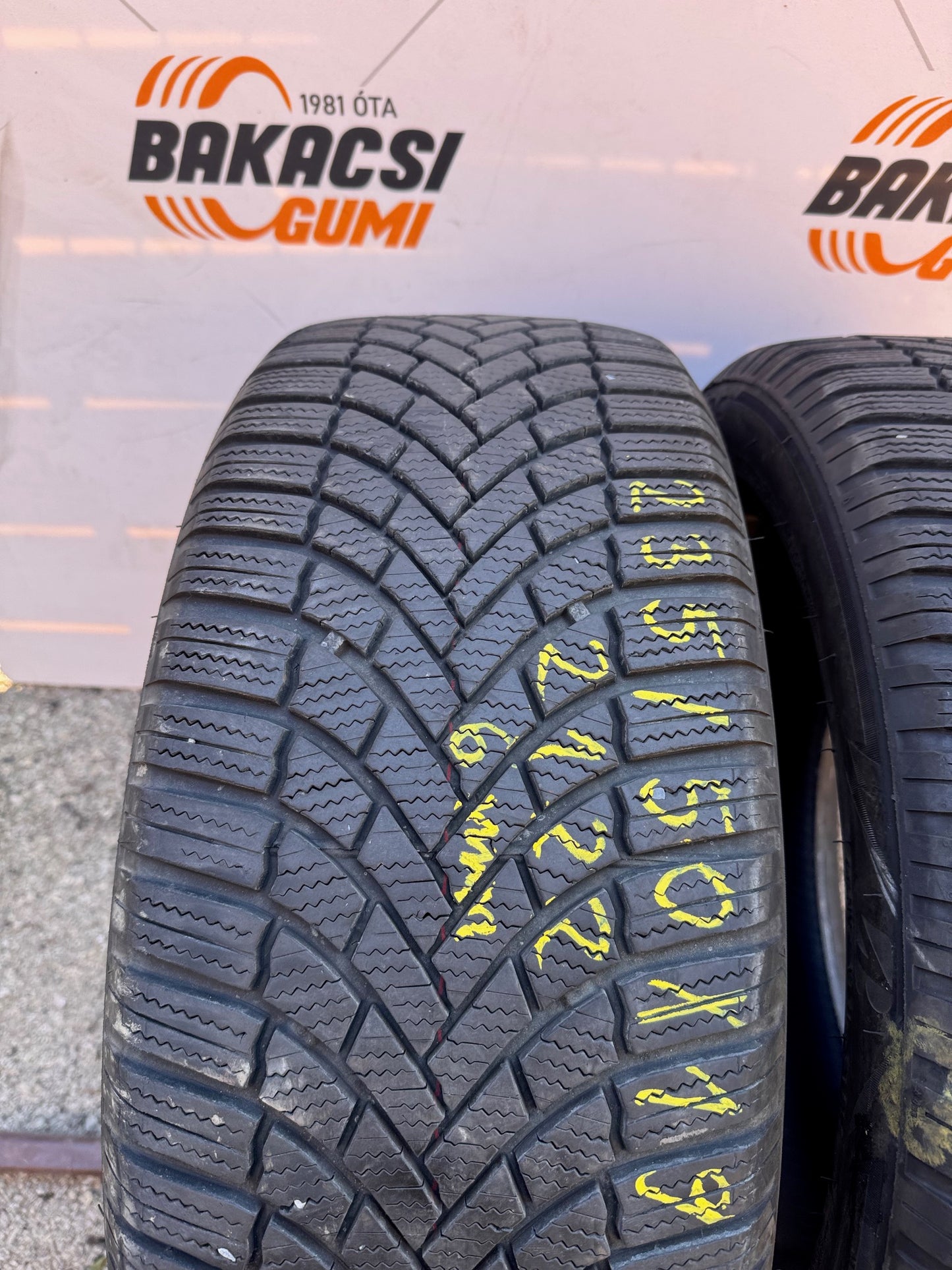 235/50R19 Bridgestone téli gumi
