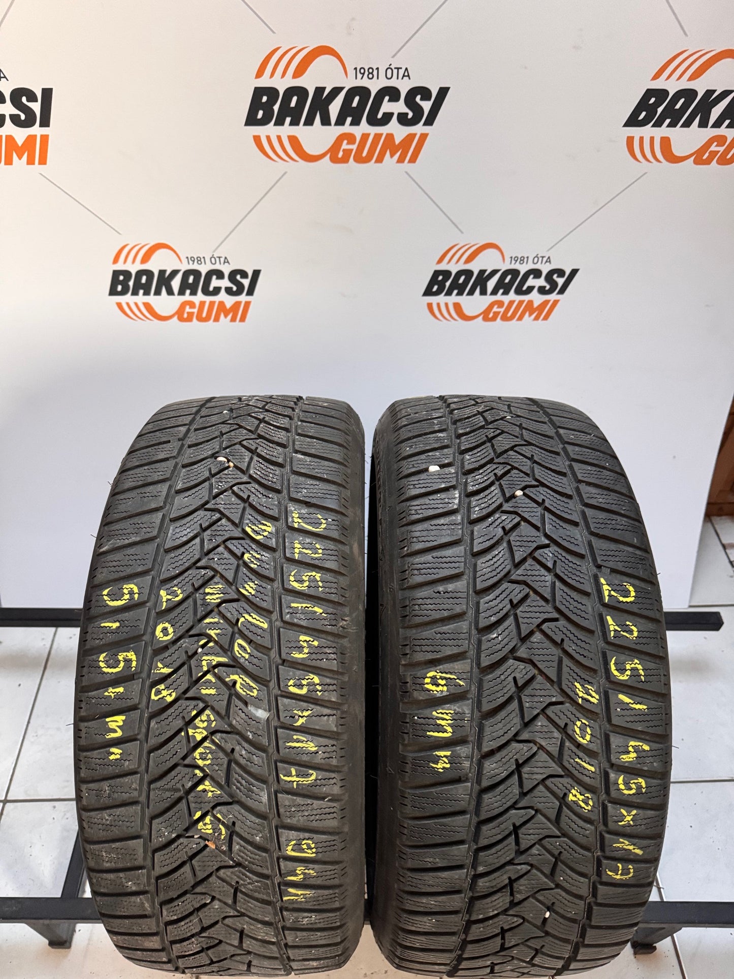 225/45R17 Dunlop téli gumi