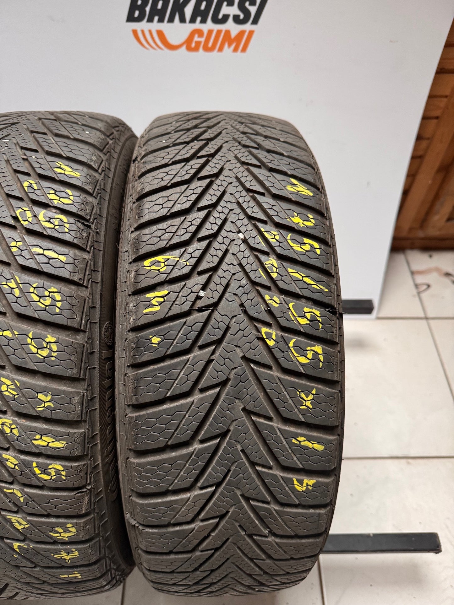 155/60R15 és 175/55R15 Continental téli gumi / Smart