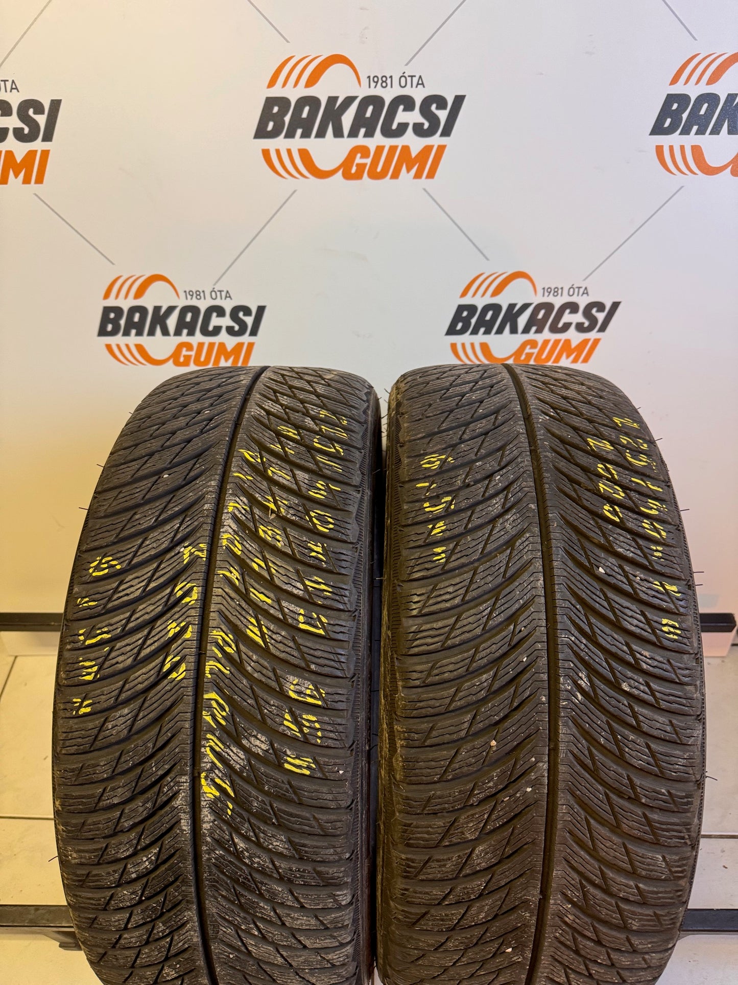 225/40R19 Michelin téli gumi