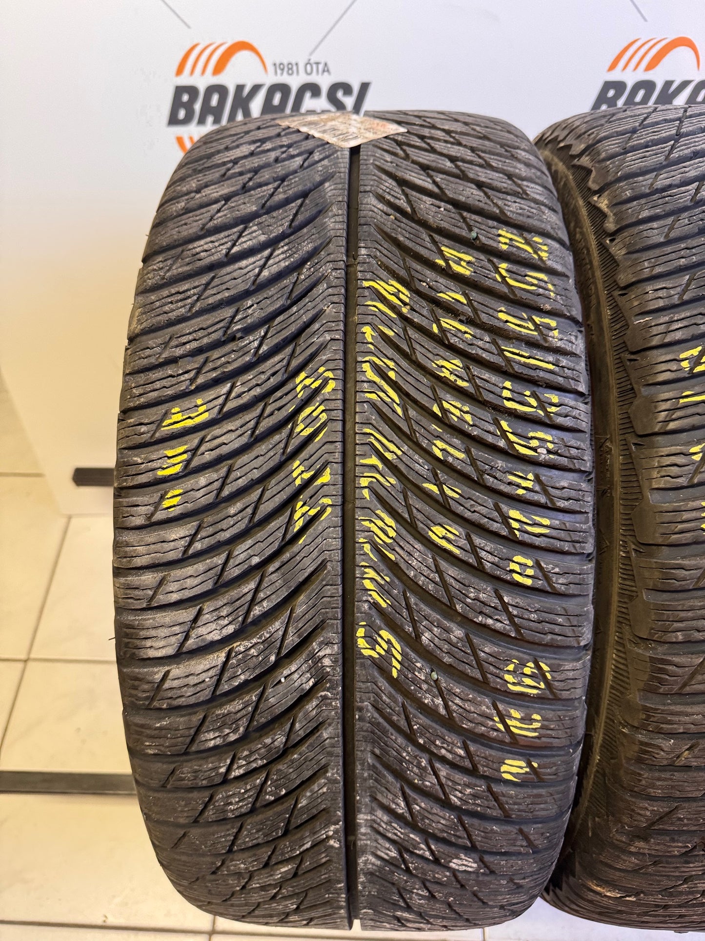 255/35R20 Michelin téli gumi
