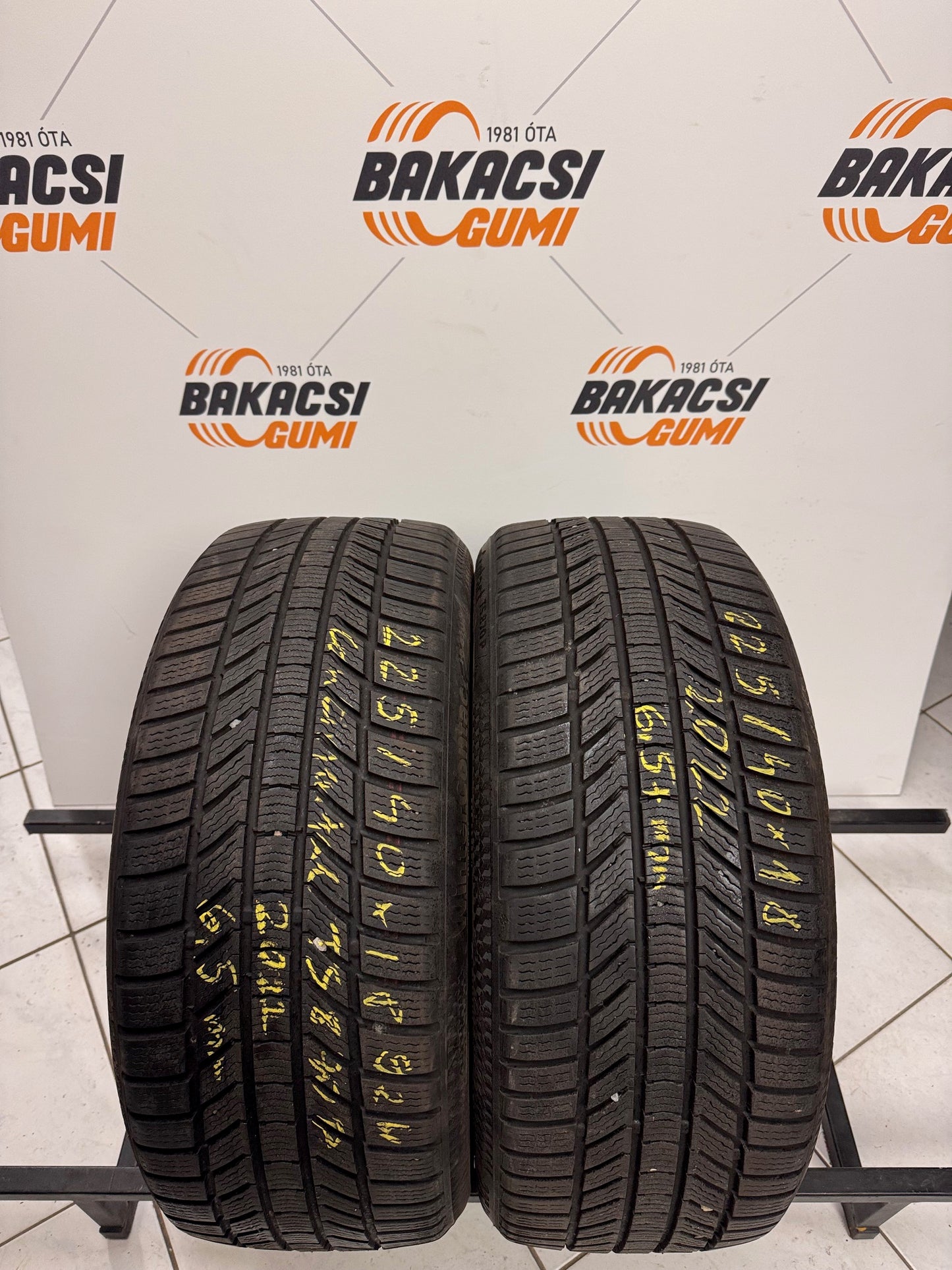 225/40R18 Continental téli gumi