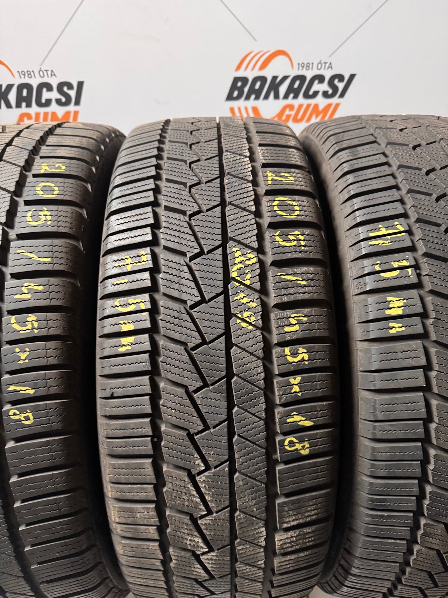 205/45R18 Continental téli gumi