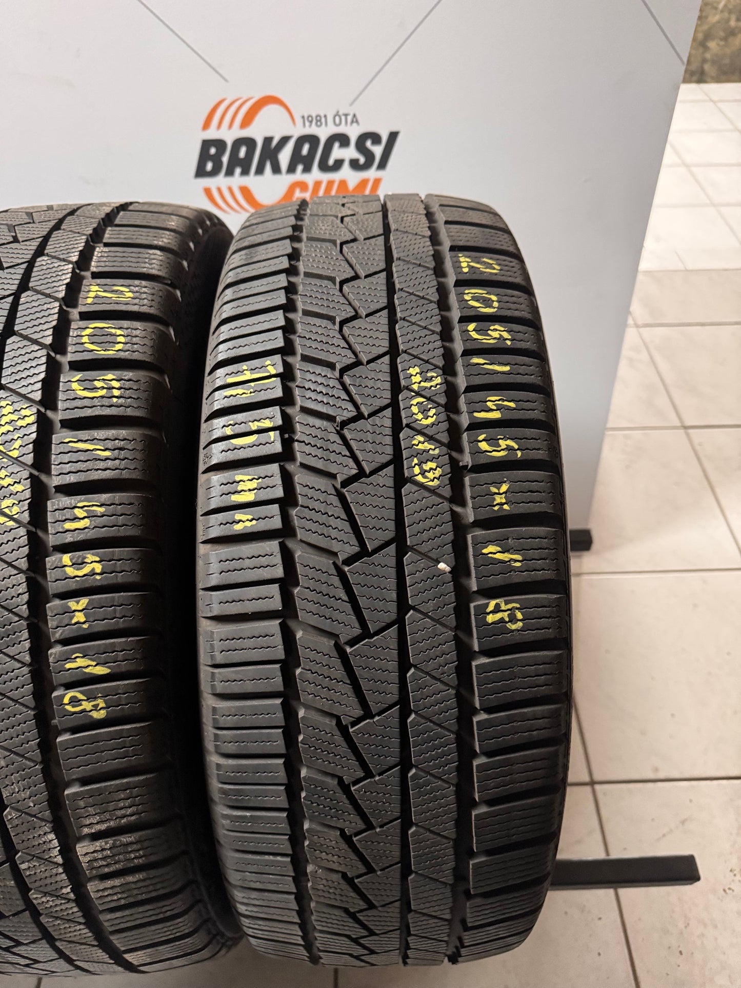 205/45R18 Continental téli gumi
