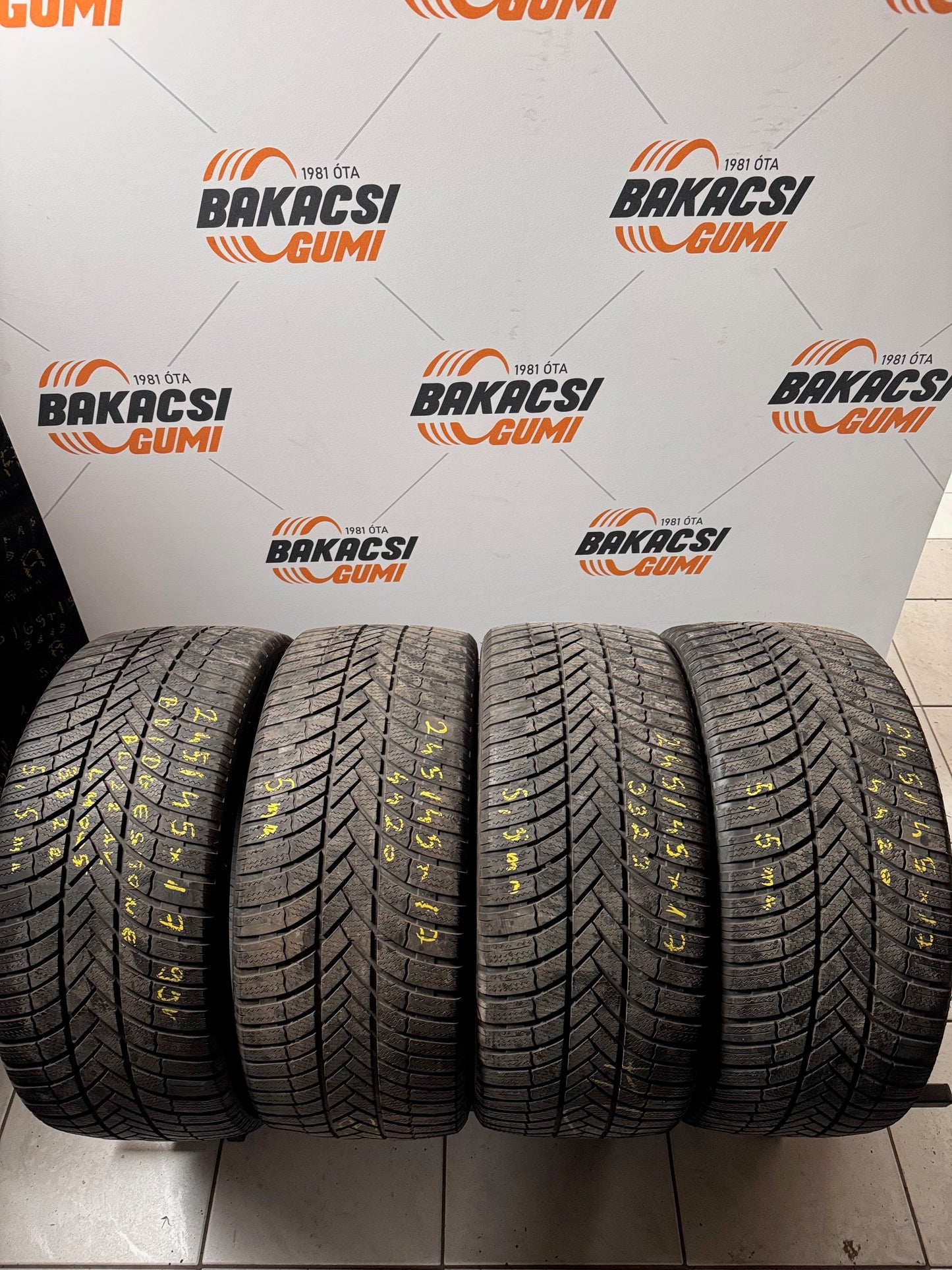 245/45R17 Bridgestone téli gumi