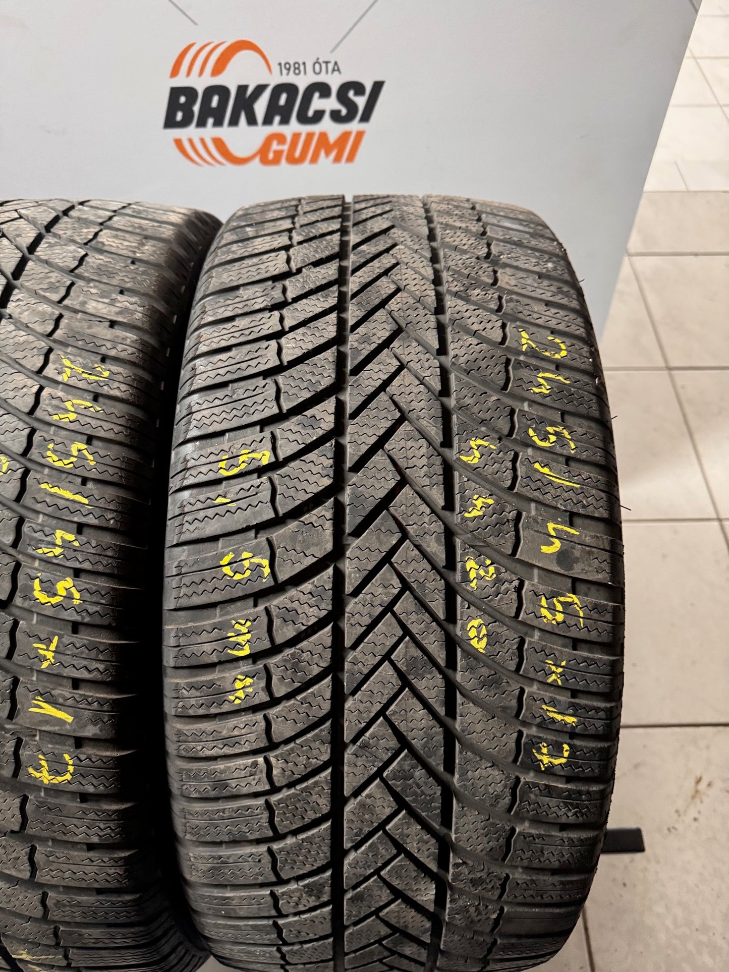 245/45R17 Bridgestone téli gumi