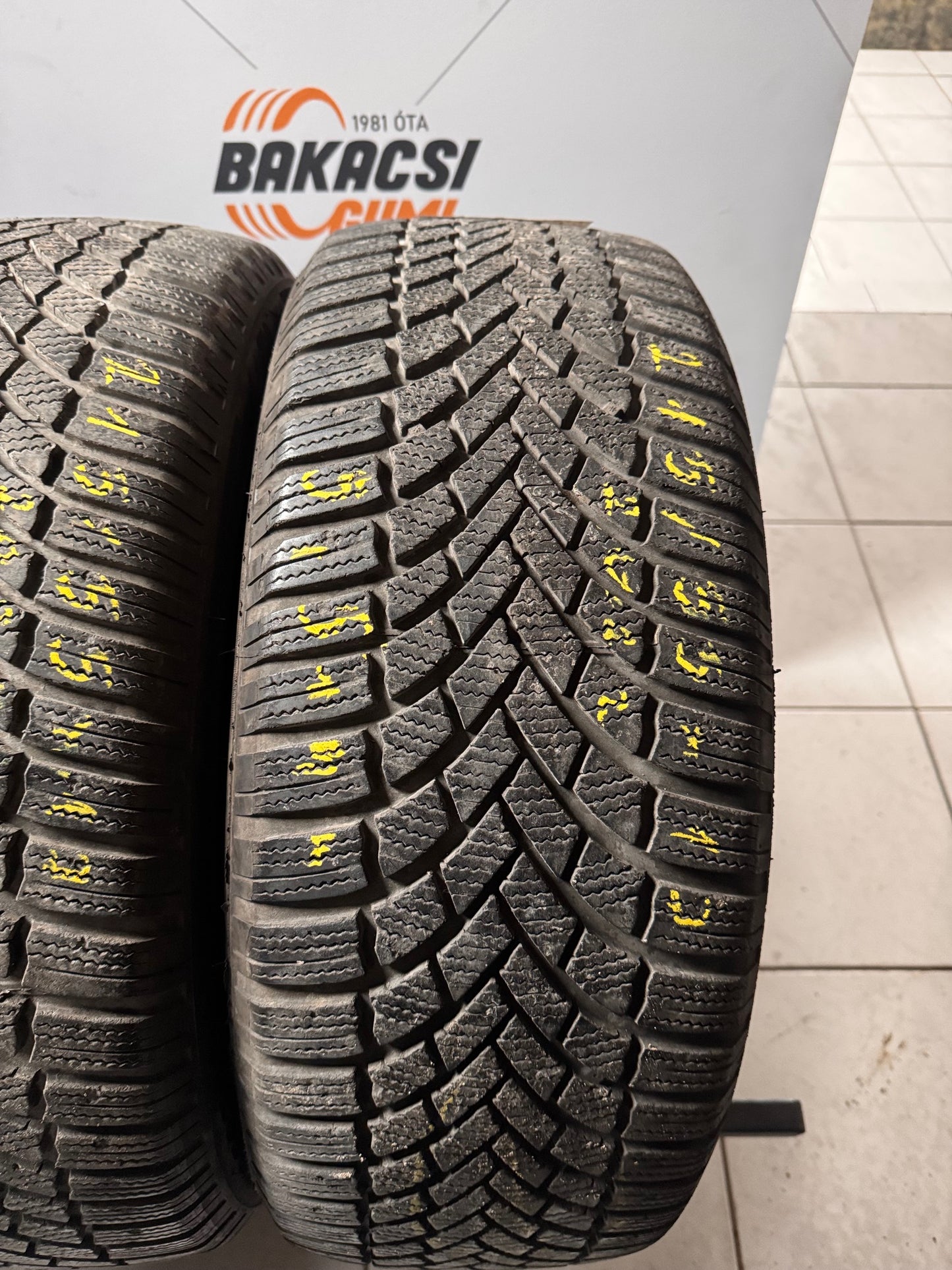 215/55R17 Bridgestone téli gumi