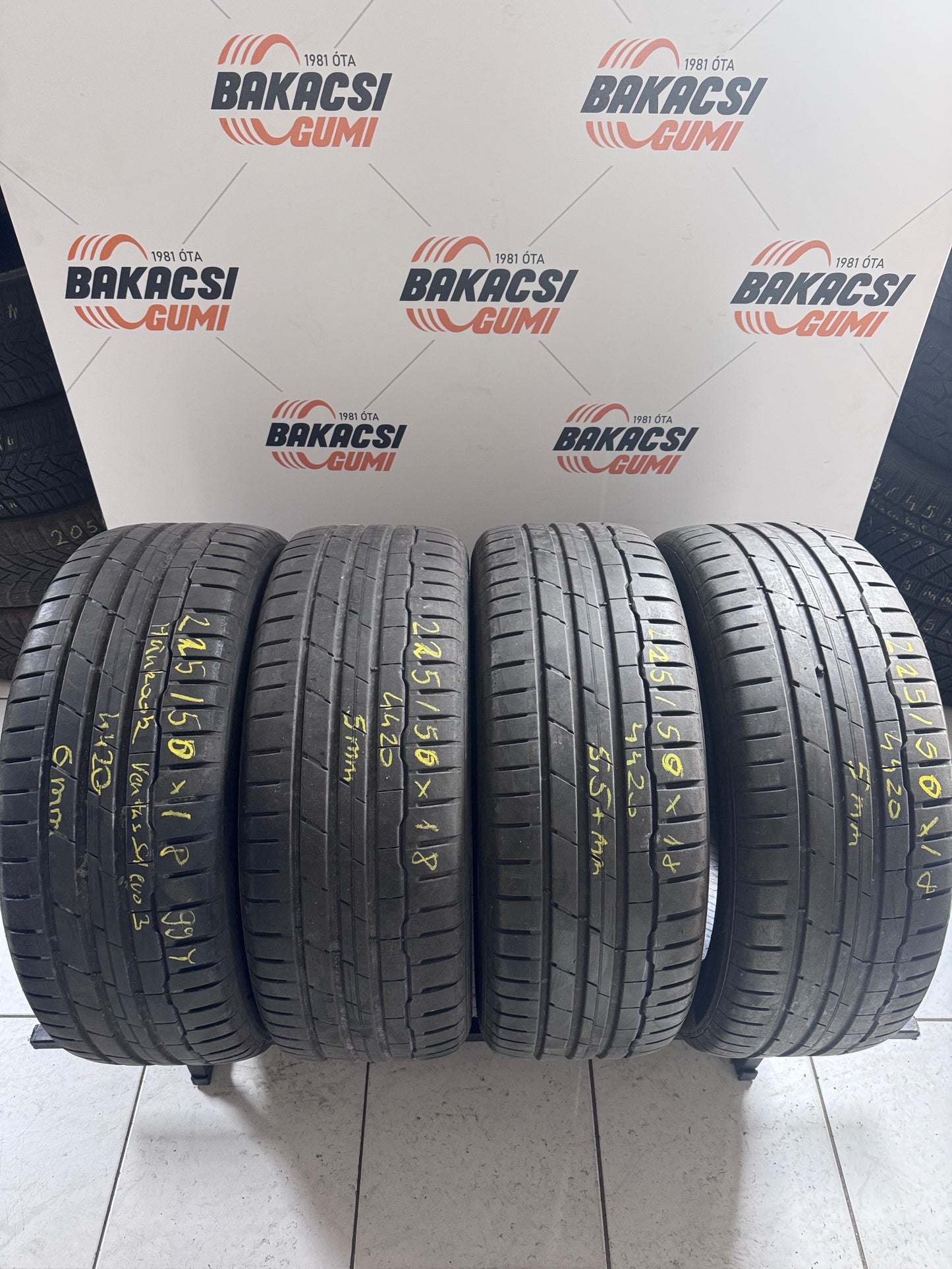 225/50R18 Hankook nyári gumi