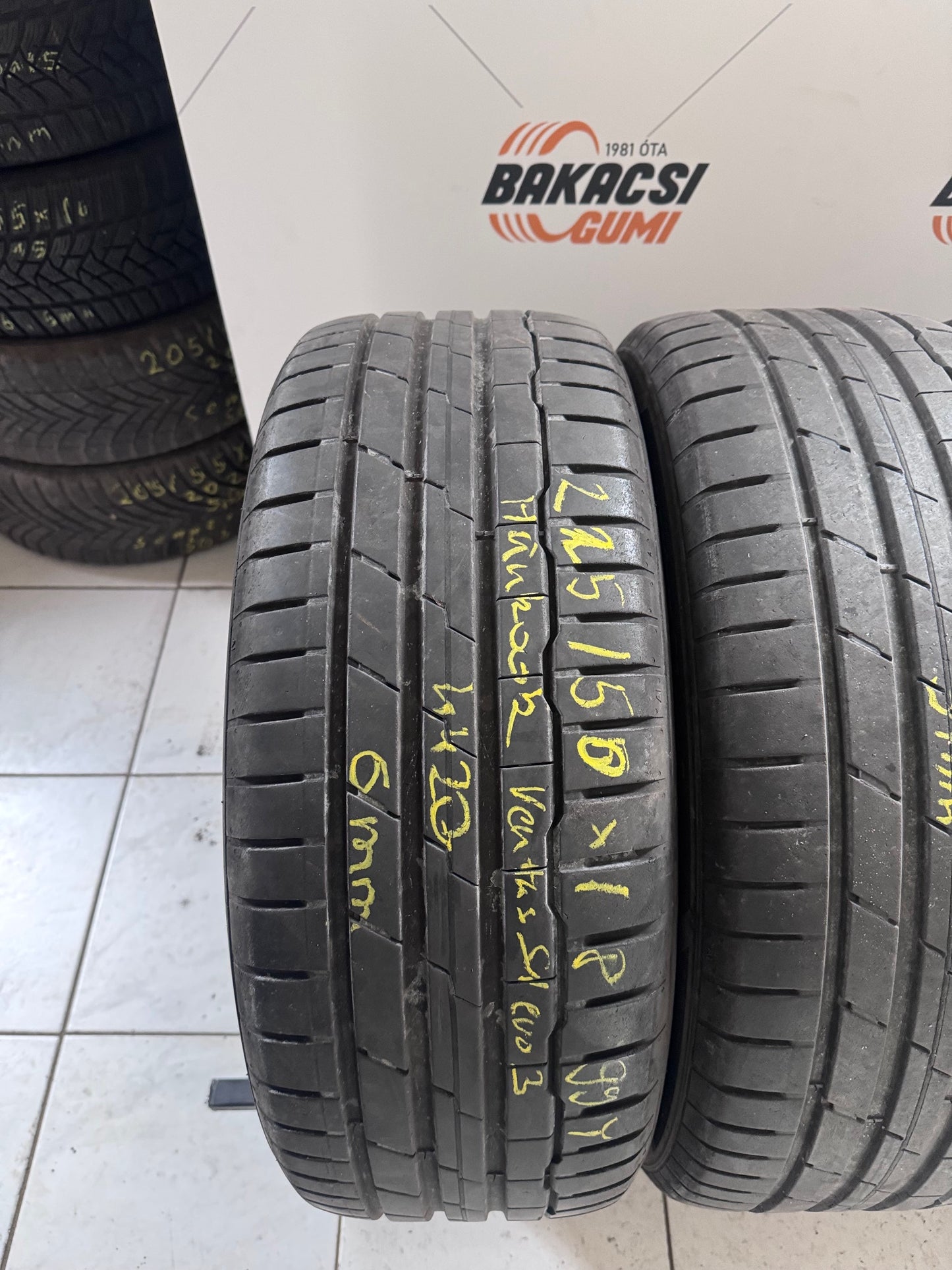 225/50R18 Hankook nyári gumi