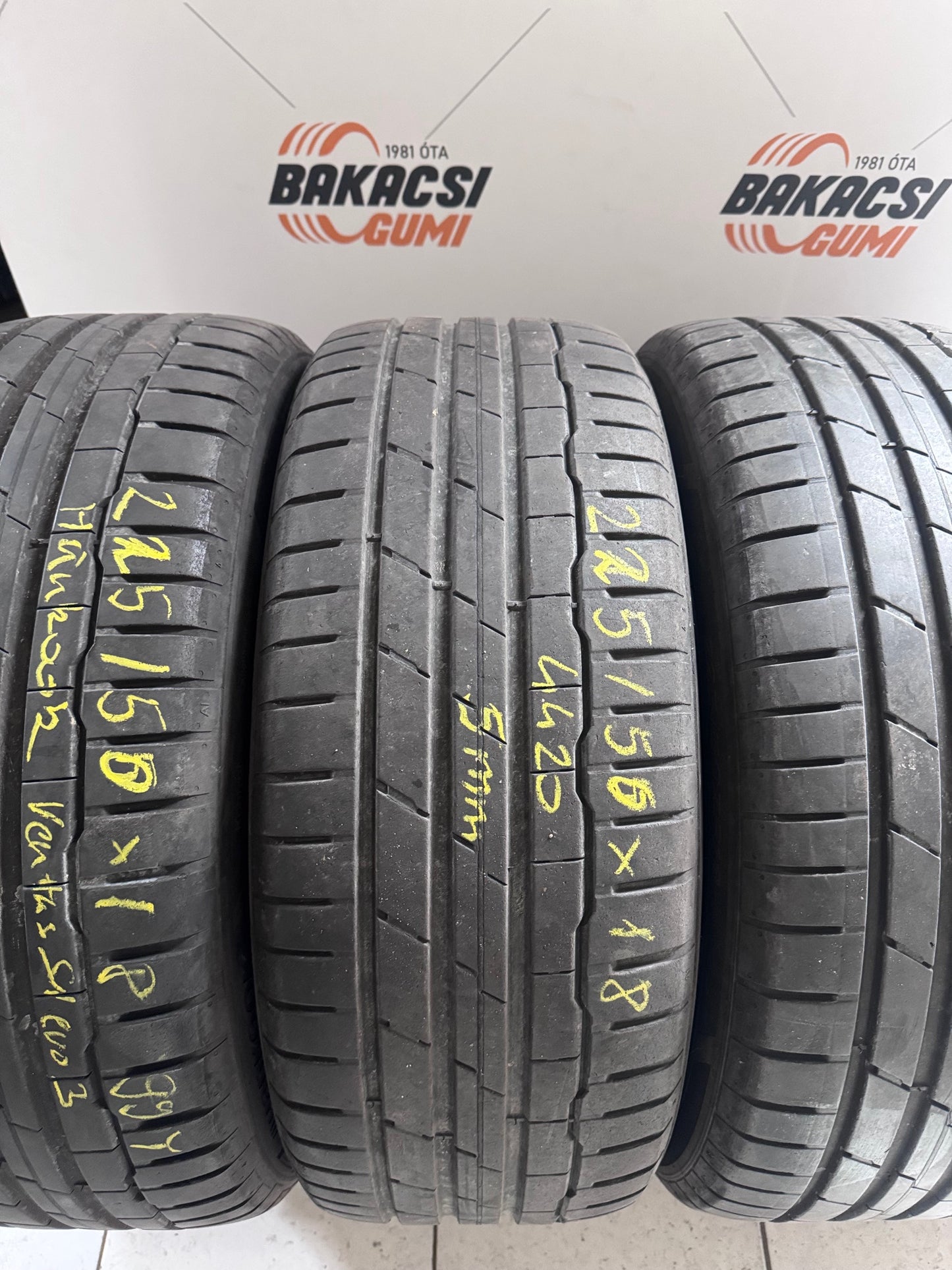 225/50R18 Hankook nyári gumi