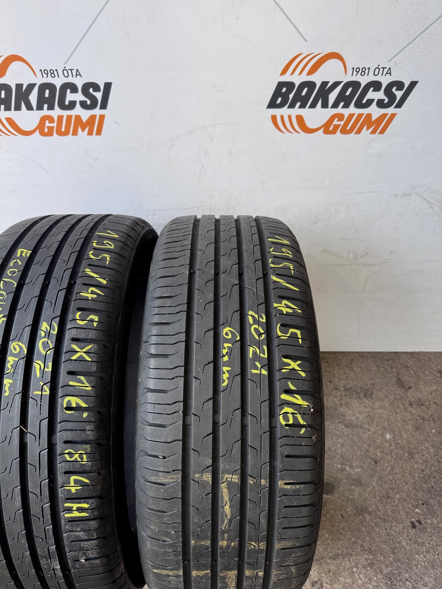 195/45R16 Continental nyári gumi eladó
