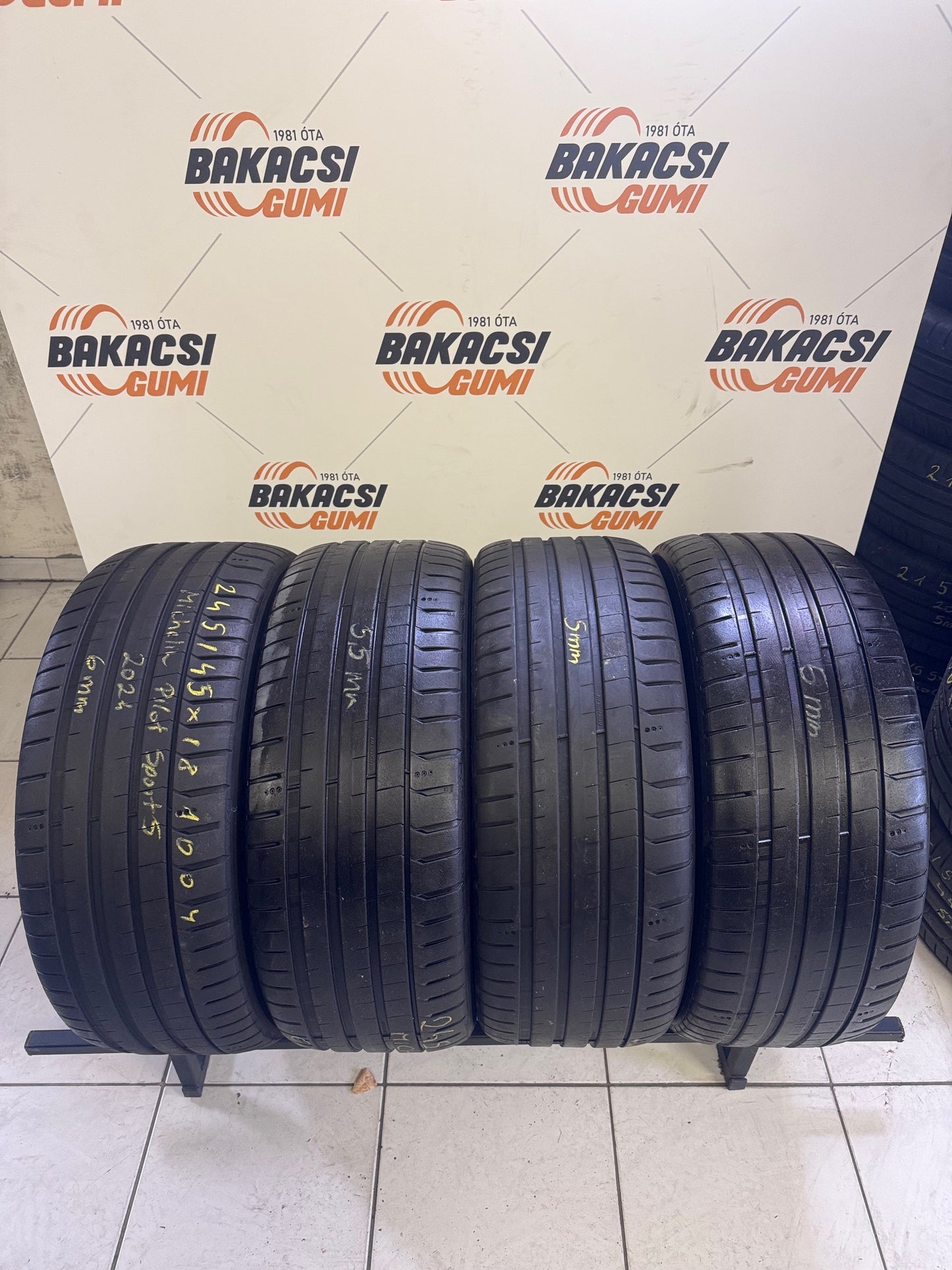 245/45R18 Michelin nyári gumi eladó