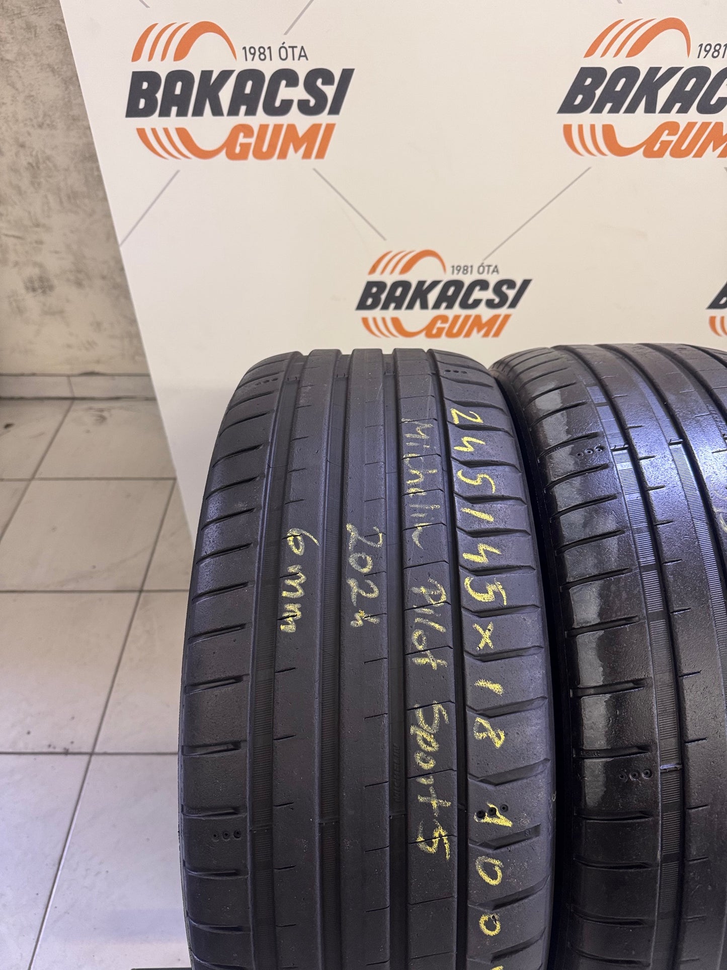245/45R18 Michelin nyári gumi eladó