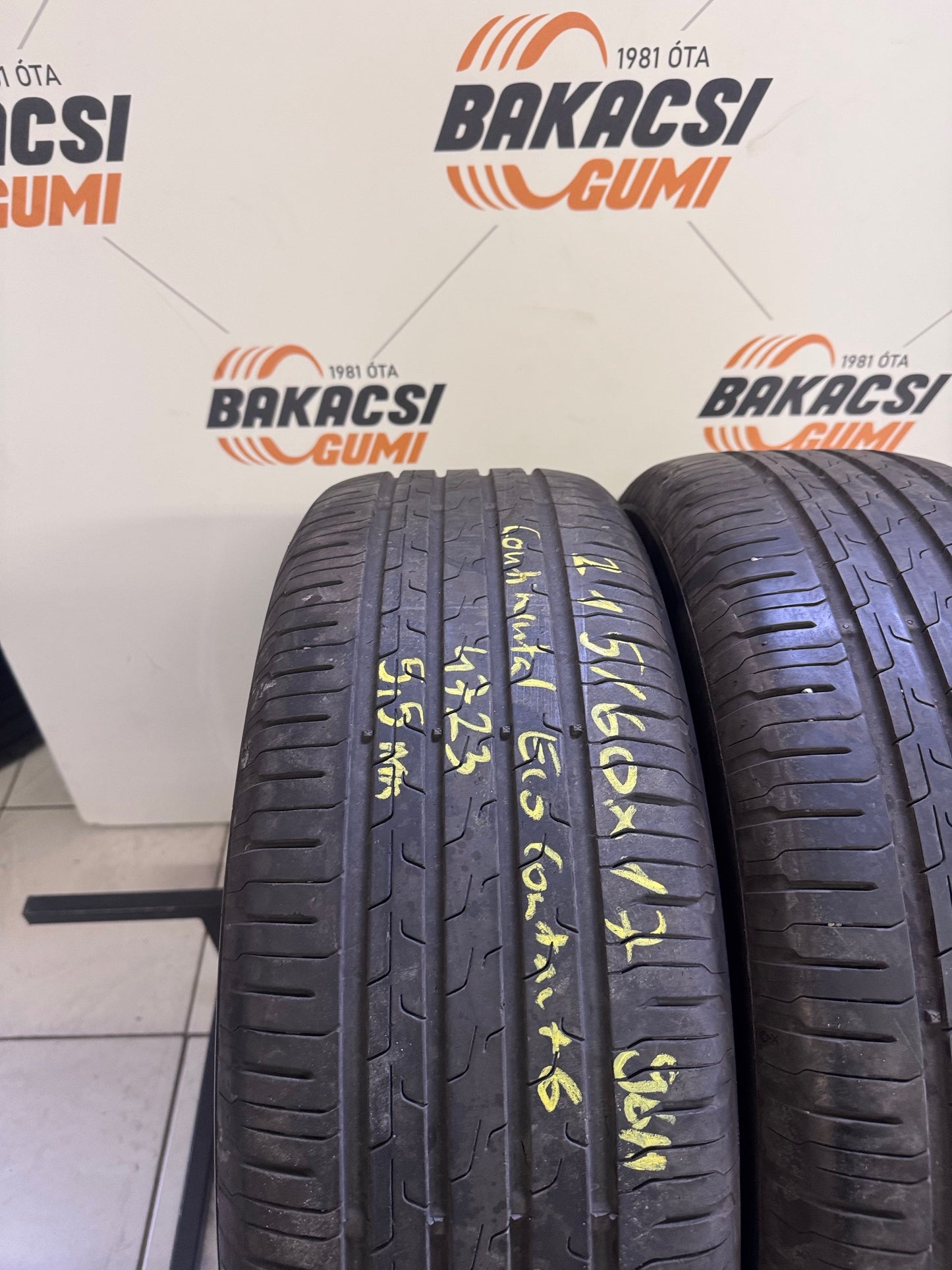 215/60R17 Continental nyári gumi eladó