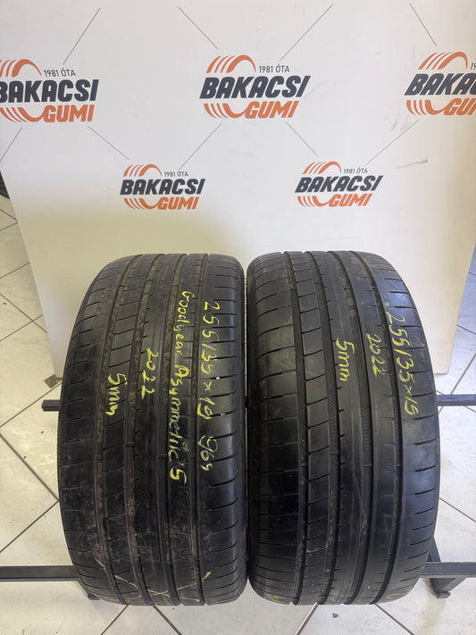255/35R19 Goodyear nyári gumi eladó