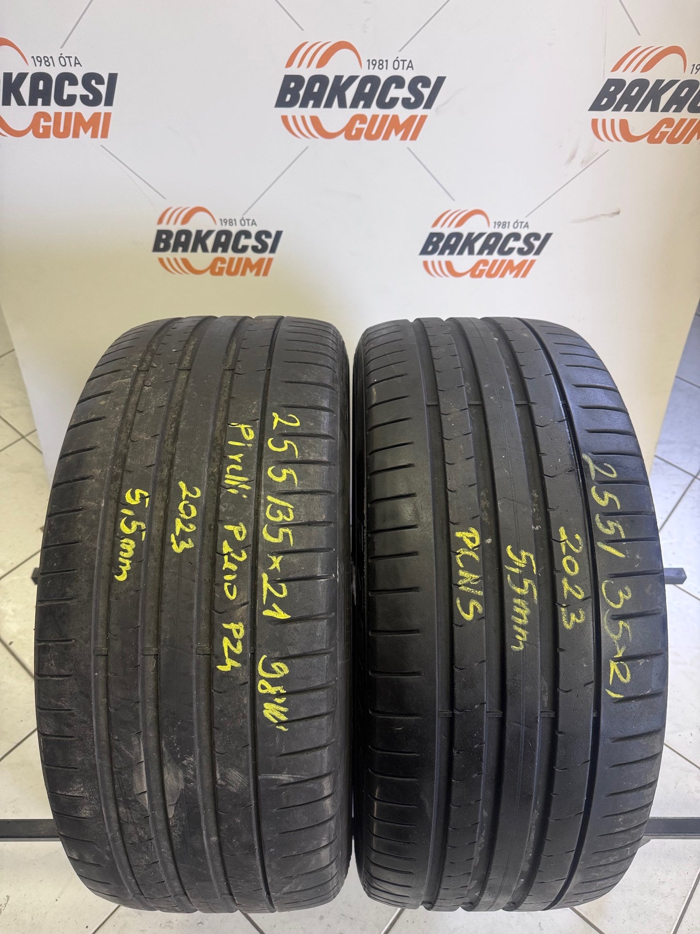 255/35R21 Pirelli nyári gumi eladó