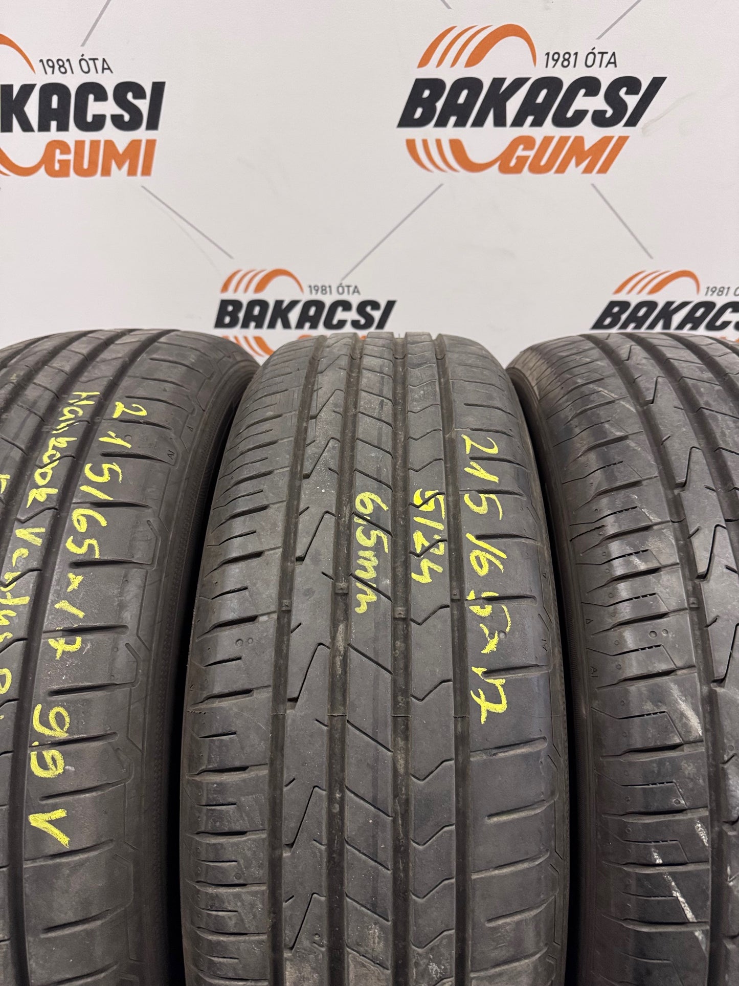 215/65R17 Hankook nyári gumi