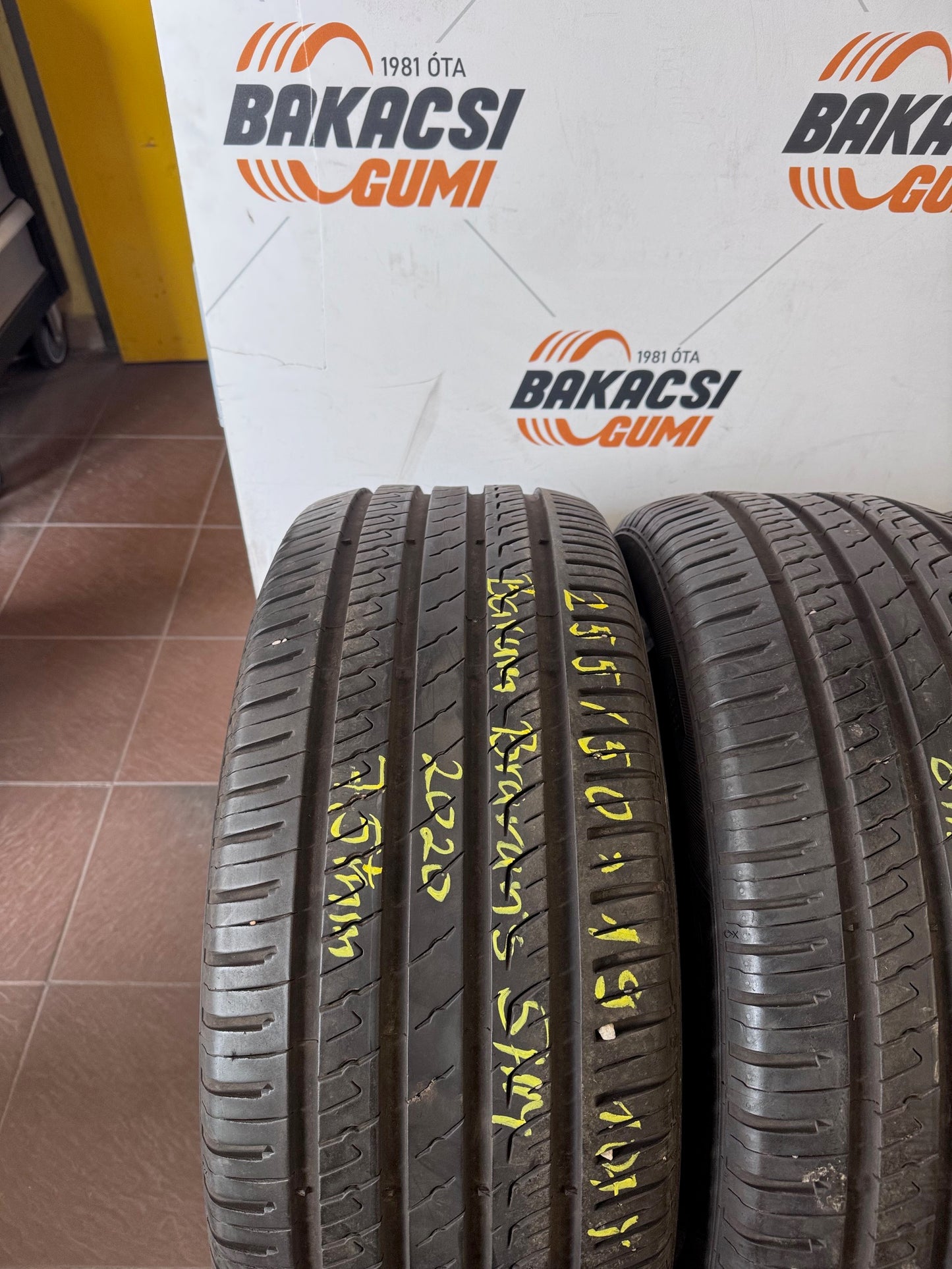 255/50R19 Barum nyári gumi eladó