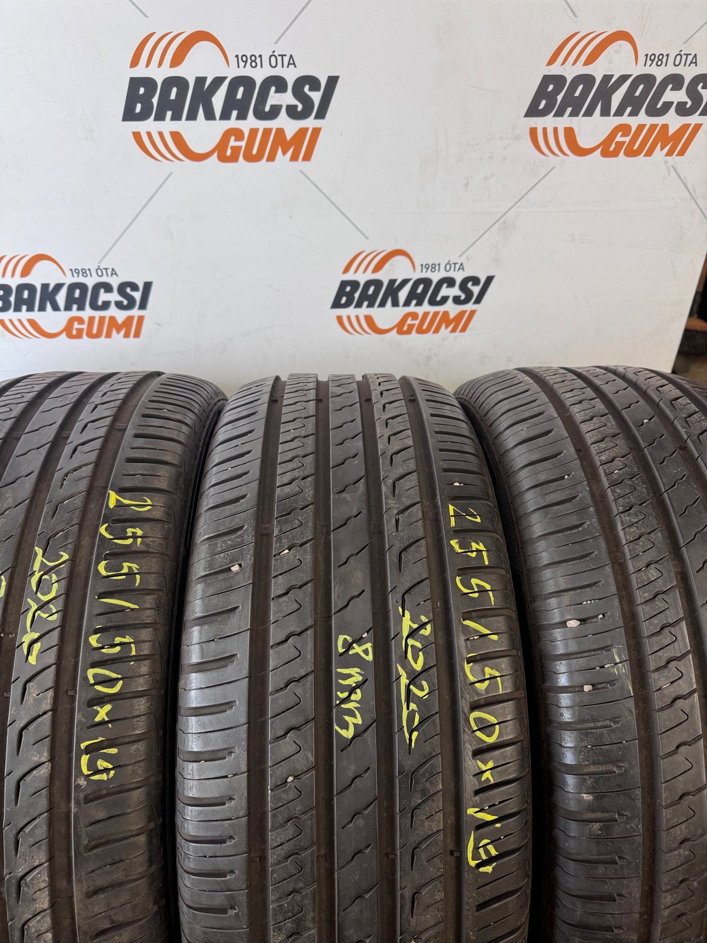 255/50R19 Barum nyári gumi eladó