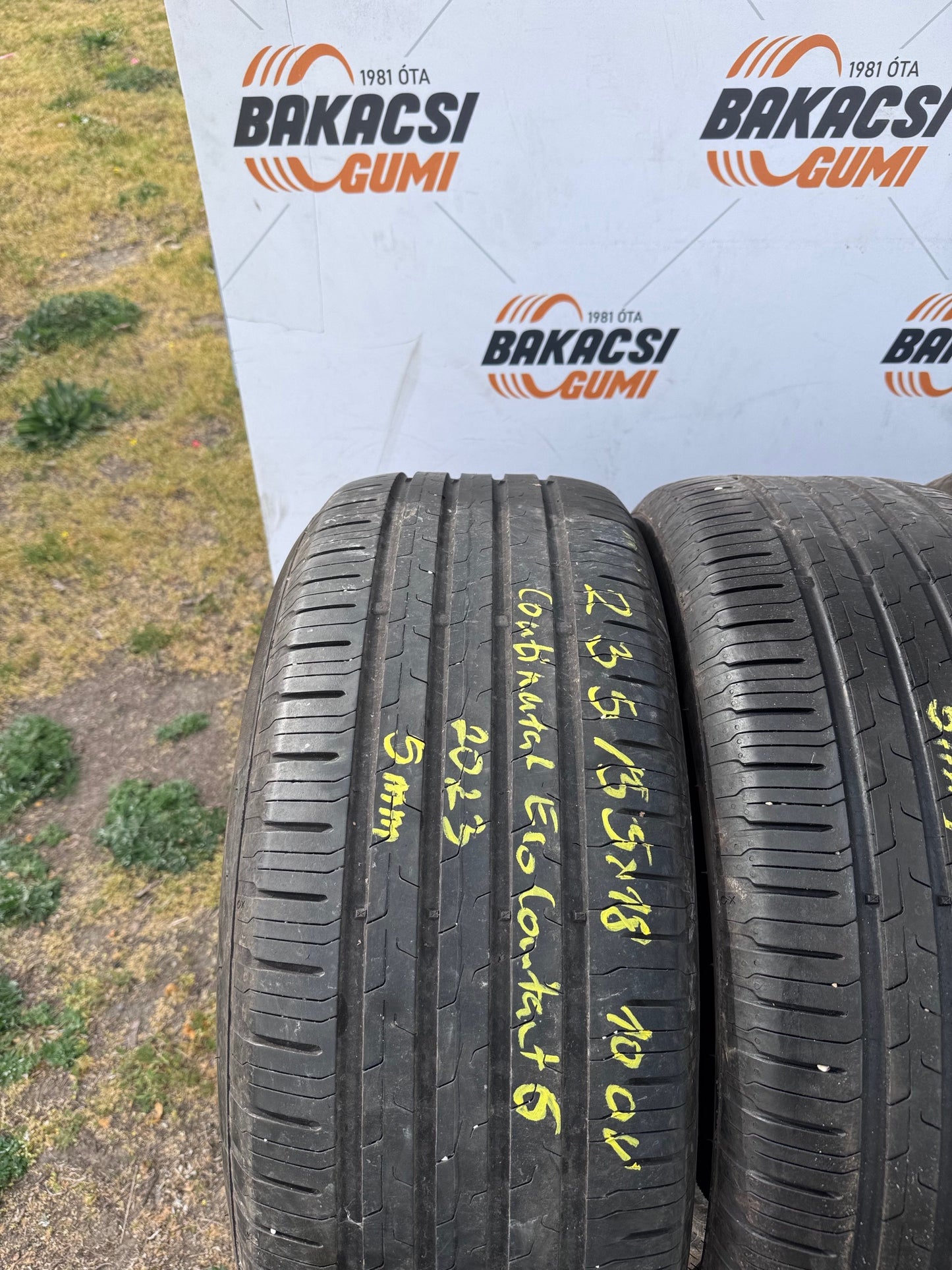235/55R18 Continental nyári gumi eladó