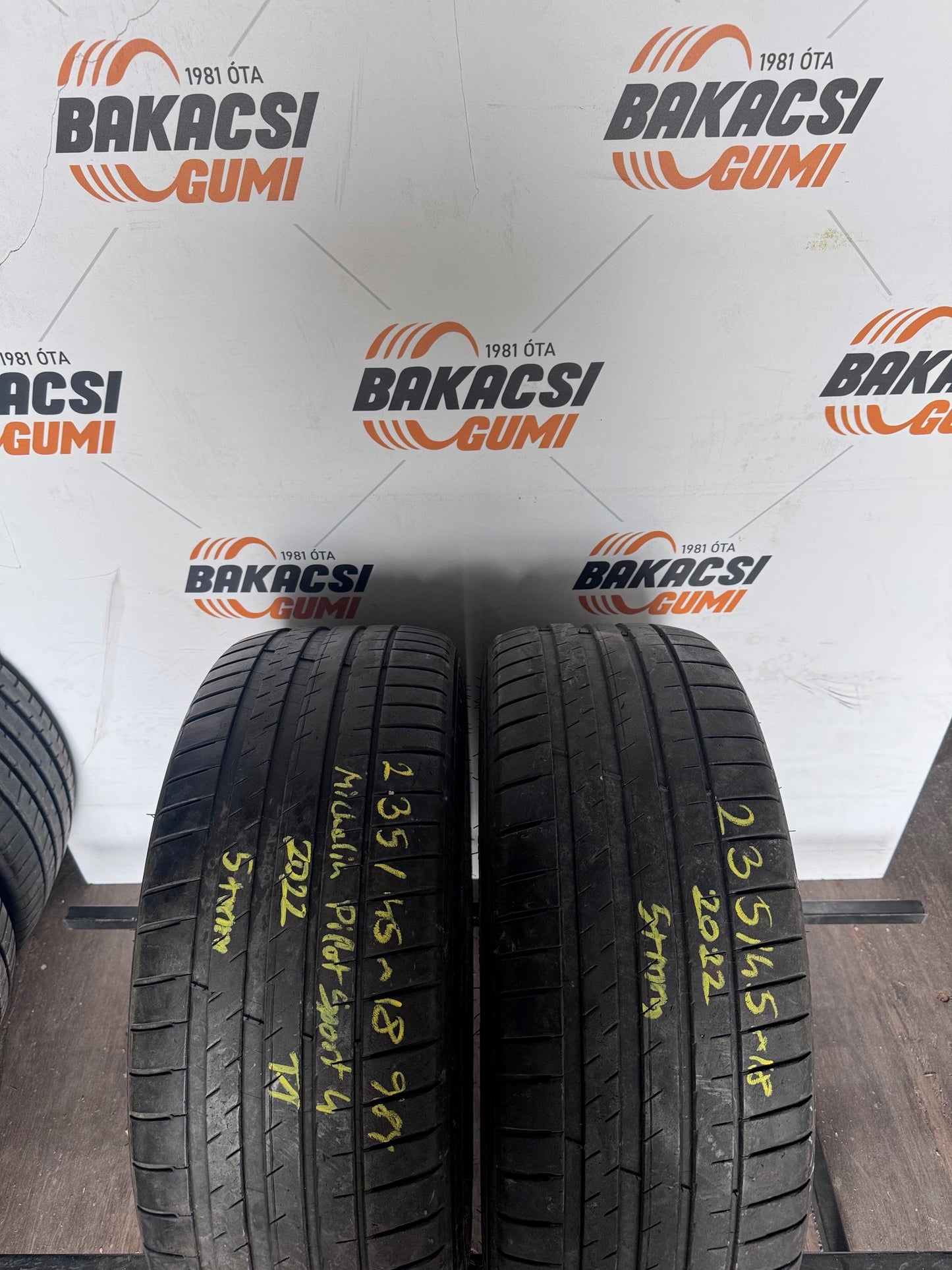 235/45R18 Michelin nyári gumi eladó