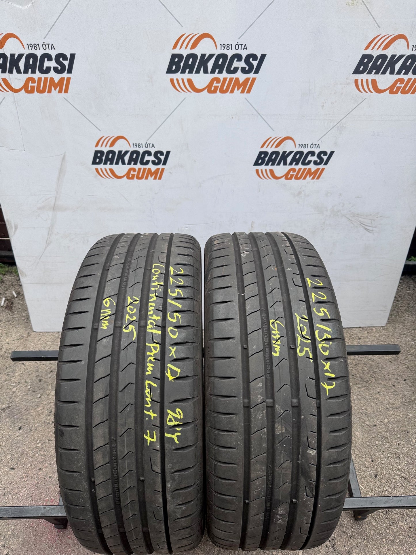 225/50R17 Continental nyári gumi eladó