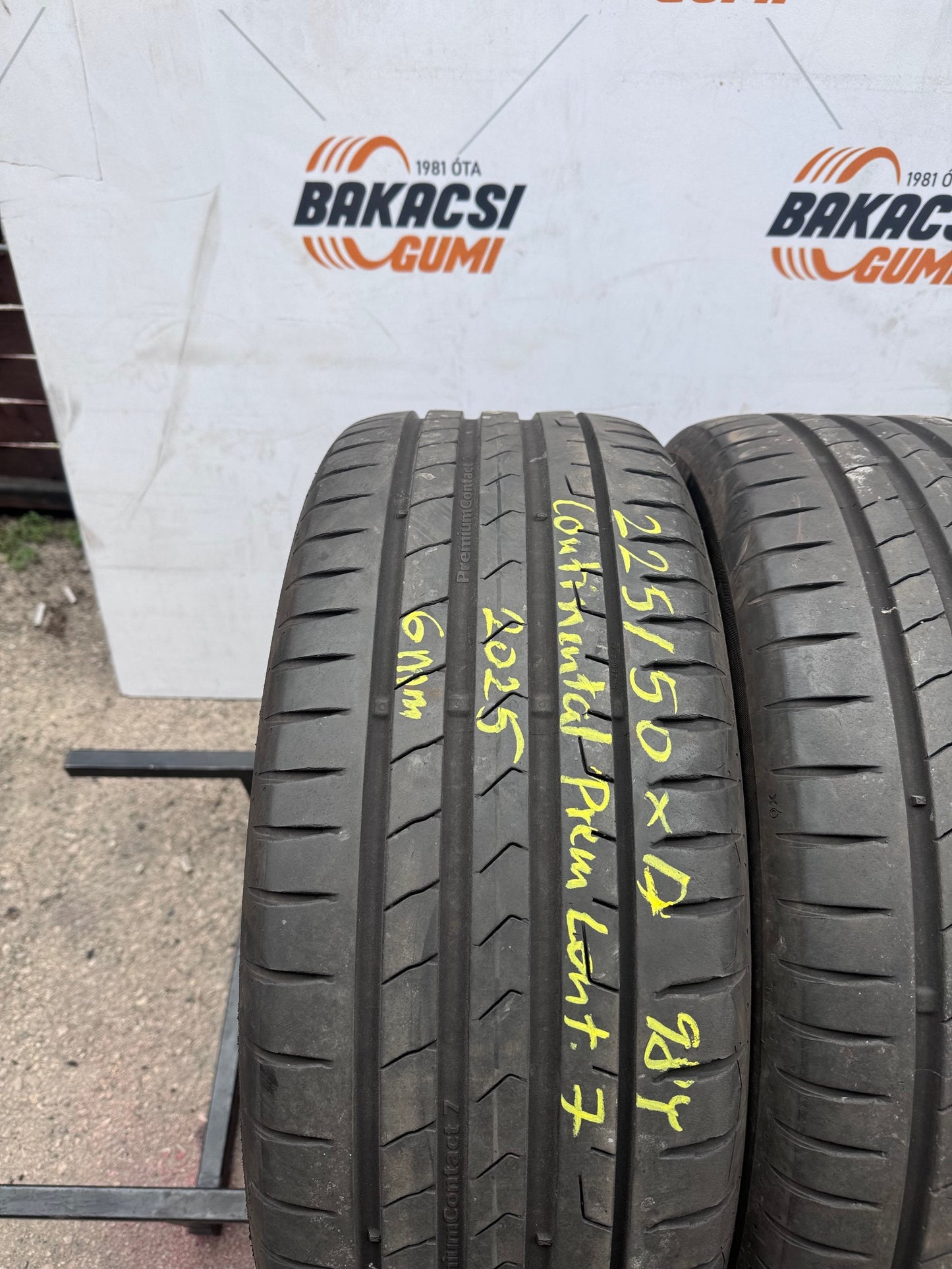225/50R17 Continental nyári gumi eladó