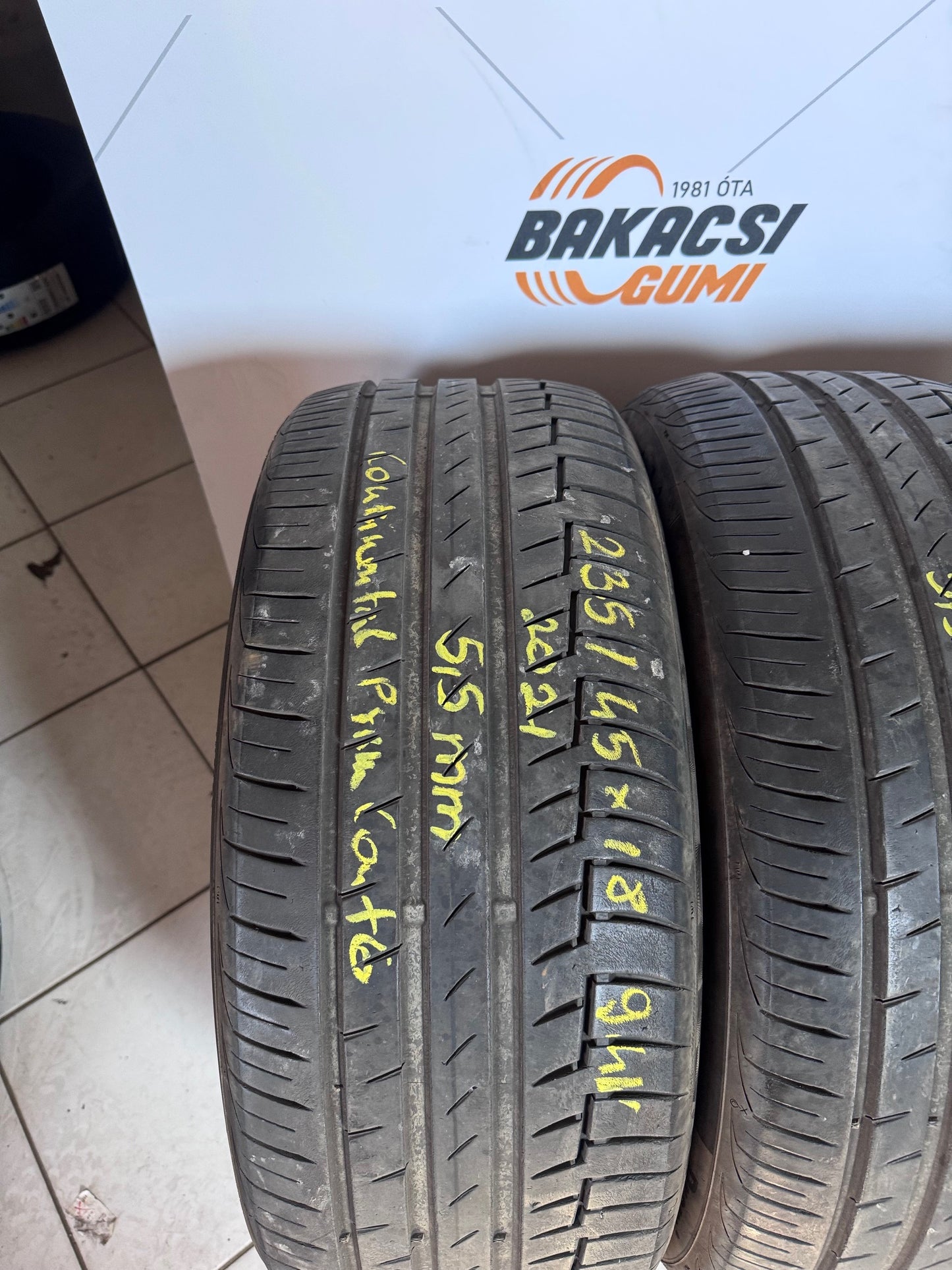235/45R18 Continental nyári gumi eladó