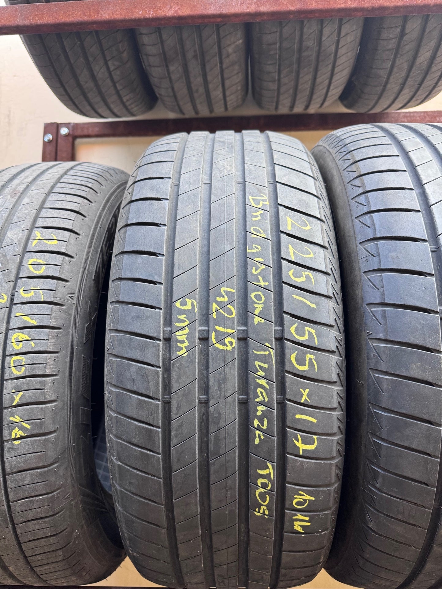 225/55R17 Bridgestone nyári gumi eladó