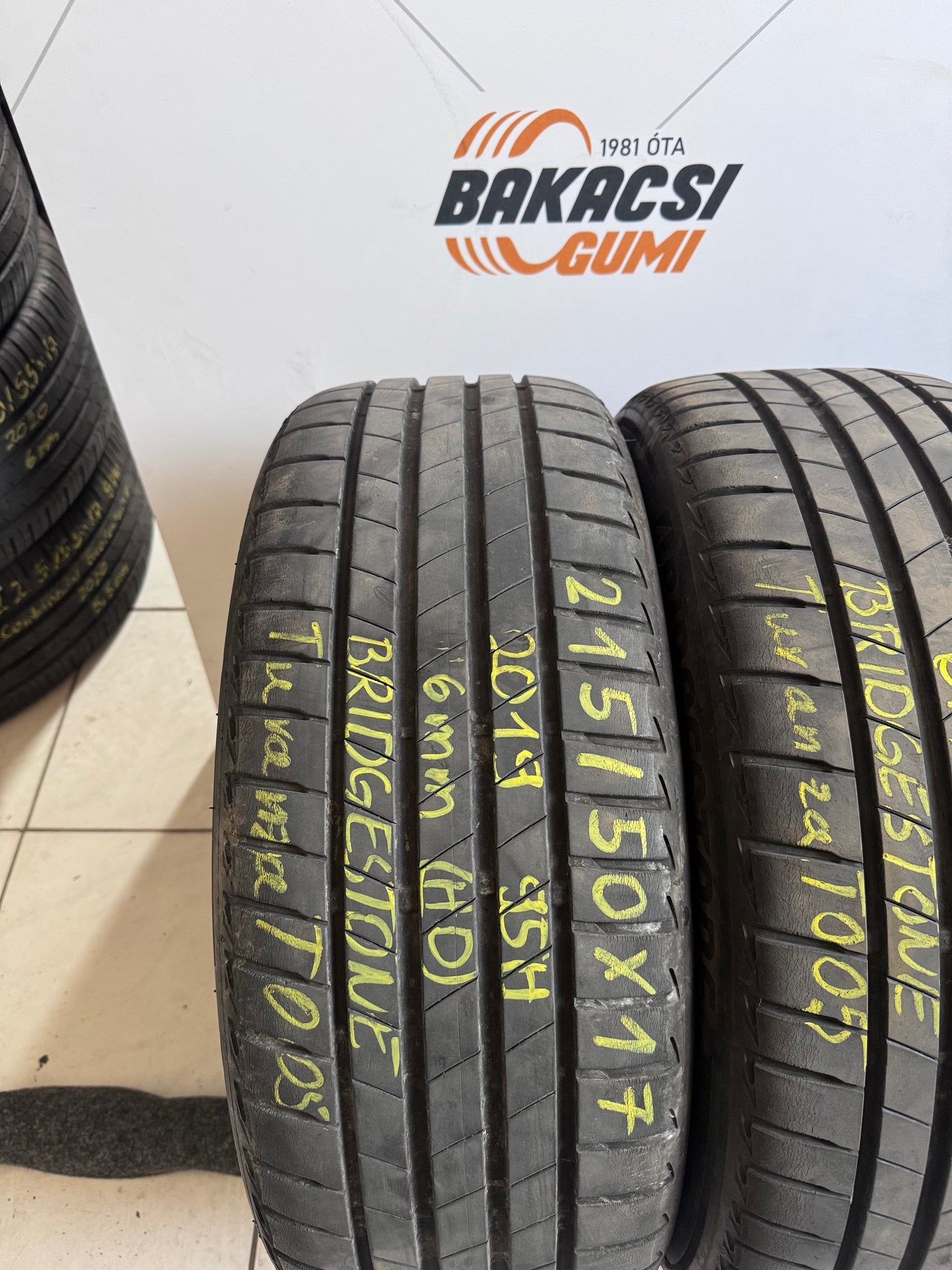 215/50R17 Bridgestone nyári gumi eladó