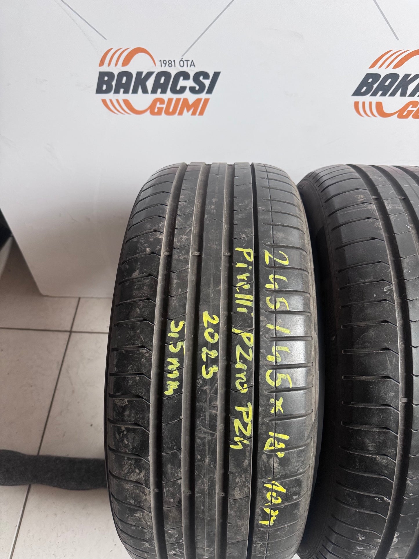 245/45R18 Pirelli nyári gumi eladó