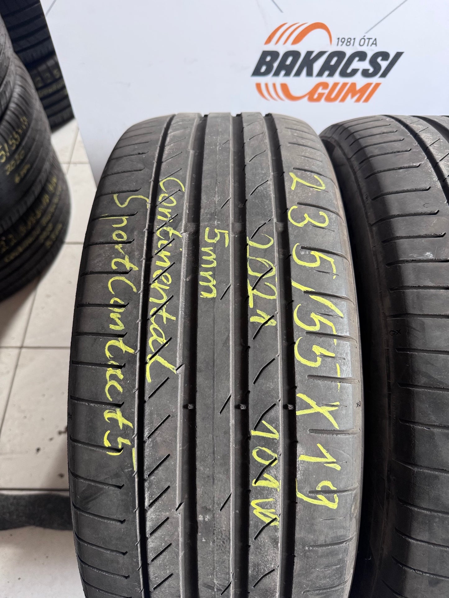 235/55R19 Continental nyári gumi eladó